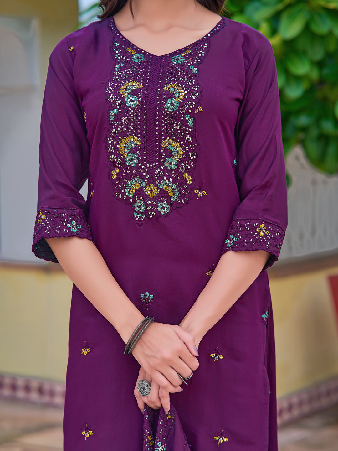 Embroidered Kurta with pant & Embroidered Dupatta