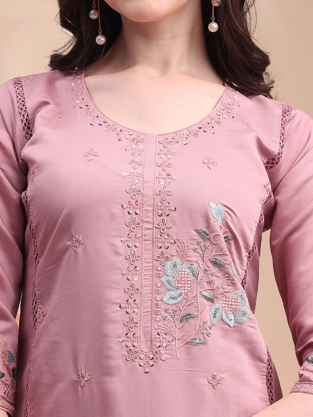 Embroidered Kurta with pant & Organza Embroidered Dupatta