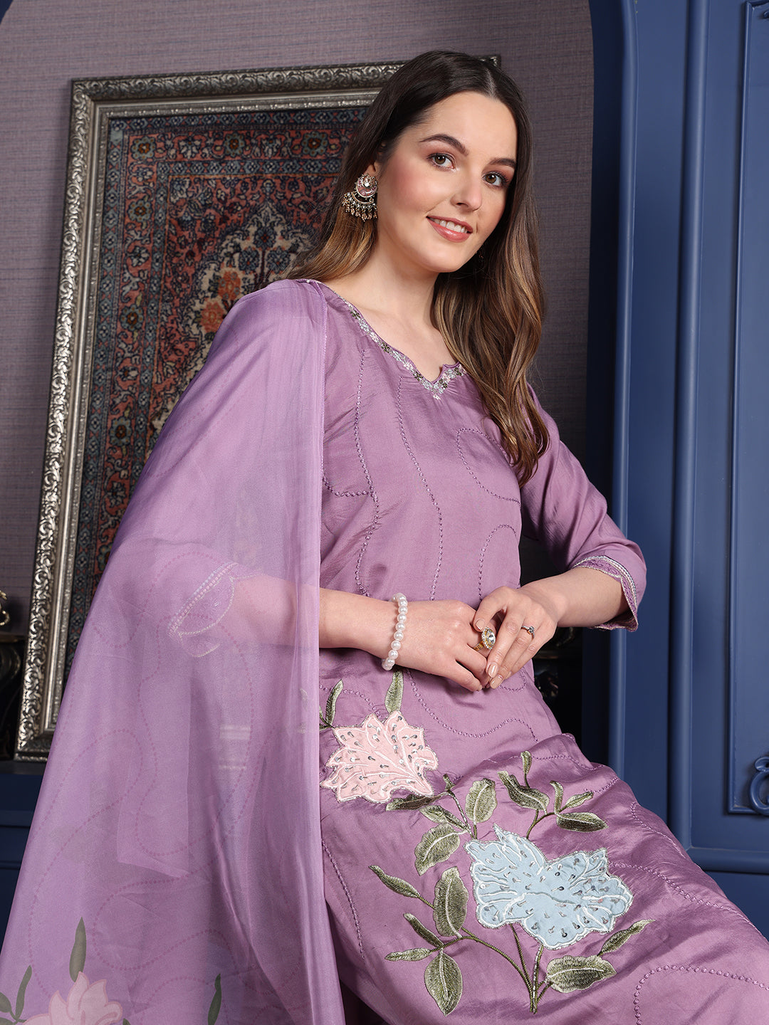 Placement Embroidered kurta with Pant & Organza Printed dupatta