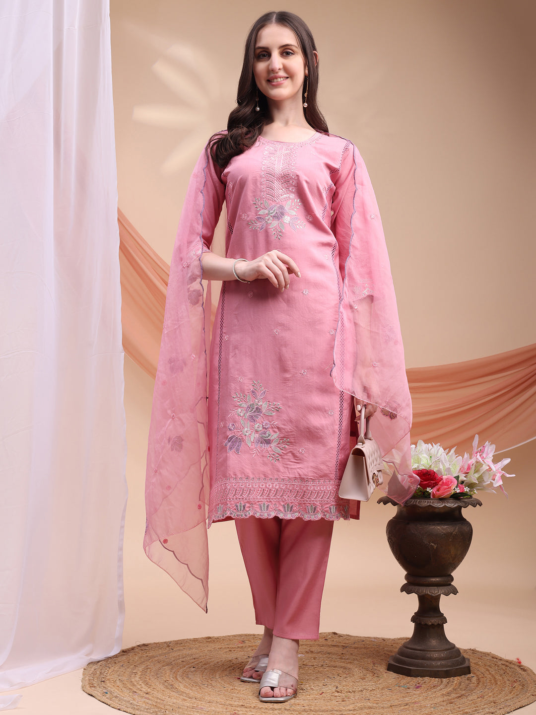Embroidered Kurta with pant & Organza Embroidered Dupatta