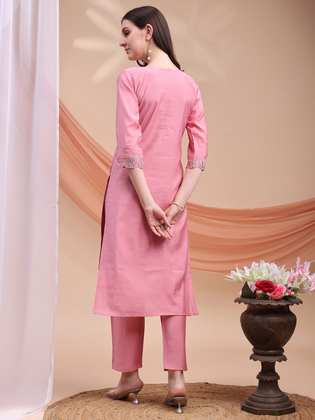 Embroidered Kurta with pant & Organza Embroidered Dupatta