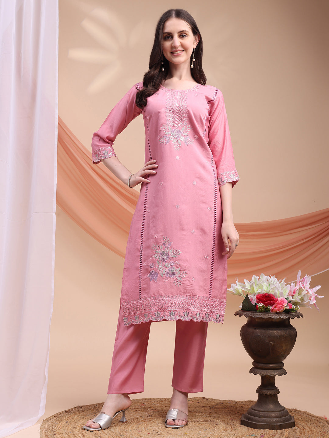 Embroidered Kurta with pant & Organza Embroidered Dupatta