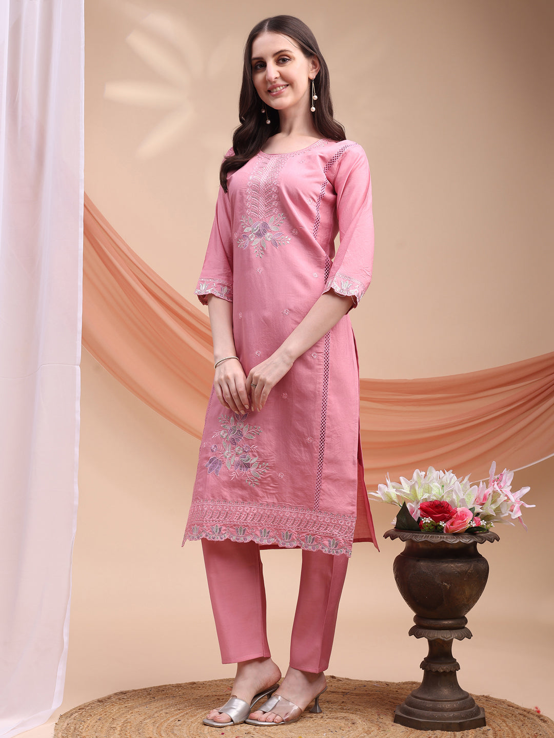 Embroidered Kurta with pant & Organza Embroidered Dupatta