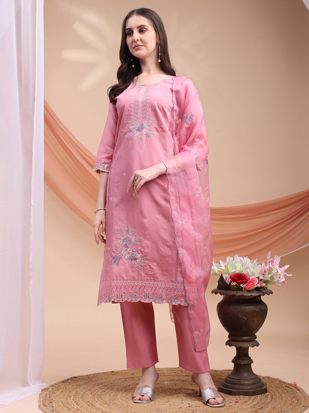 Embroidered Kurta with pant & Organza Embroidered Dupatta