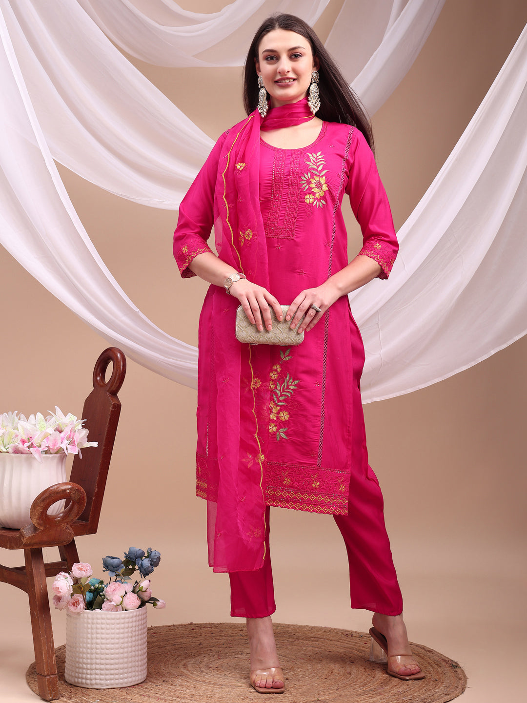 Embroidered Kurta with pant & Organza Embroidered Dupatta