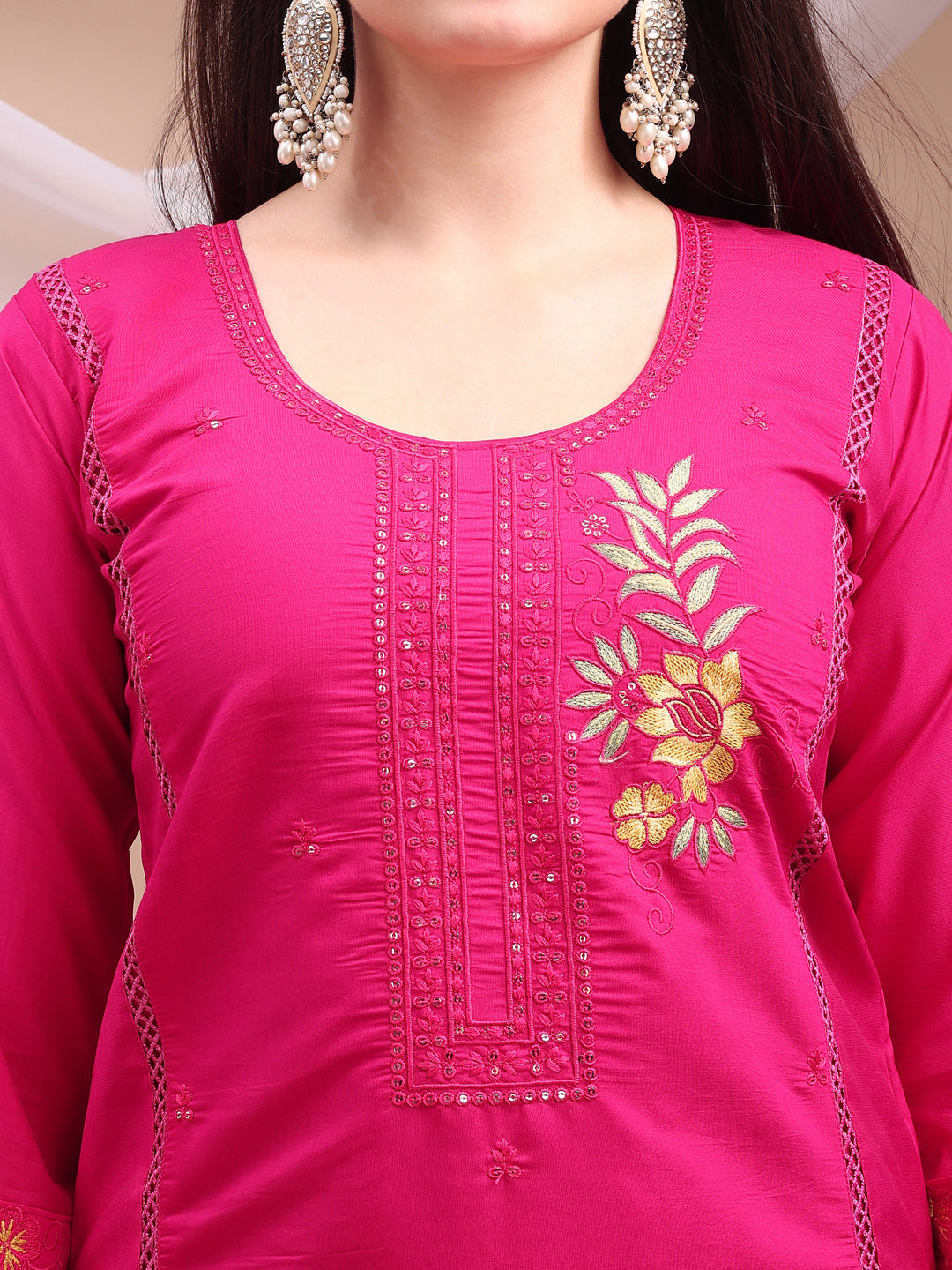 Embroidered Kurta with pant & Organza Embroidered Dupatta