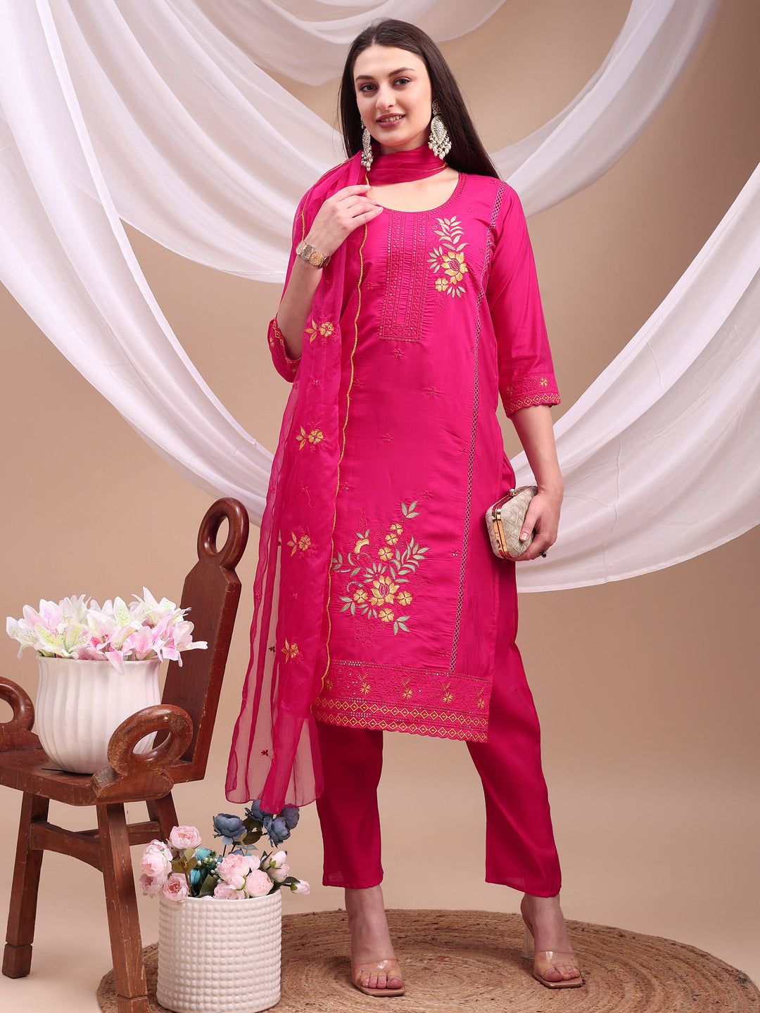 Embroidered Kurta with pant & Organza Embroidered Dupatta