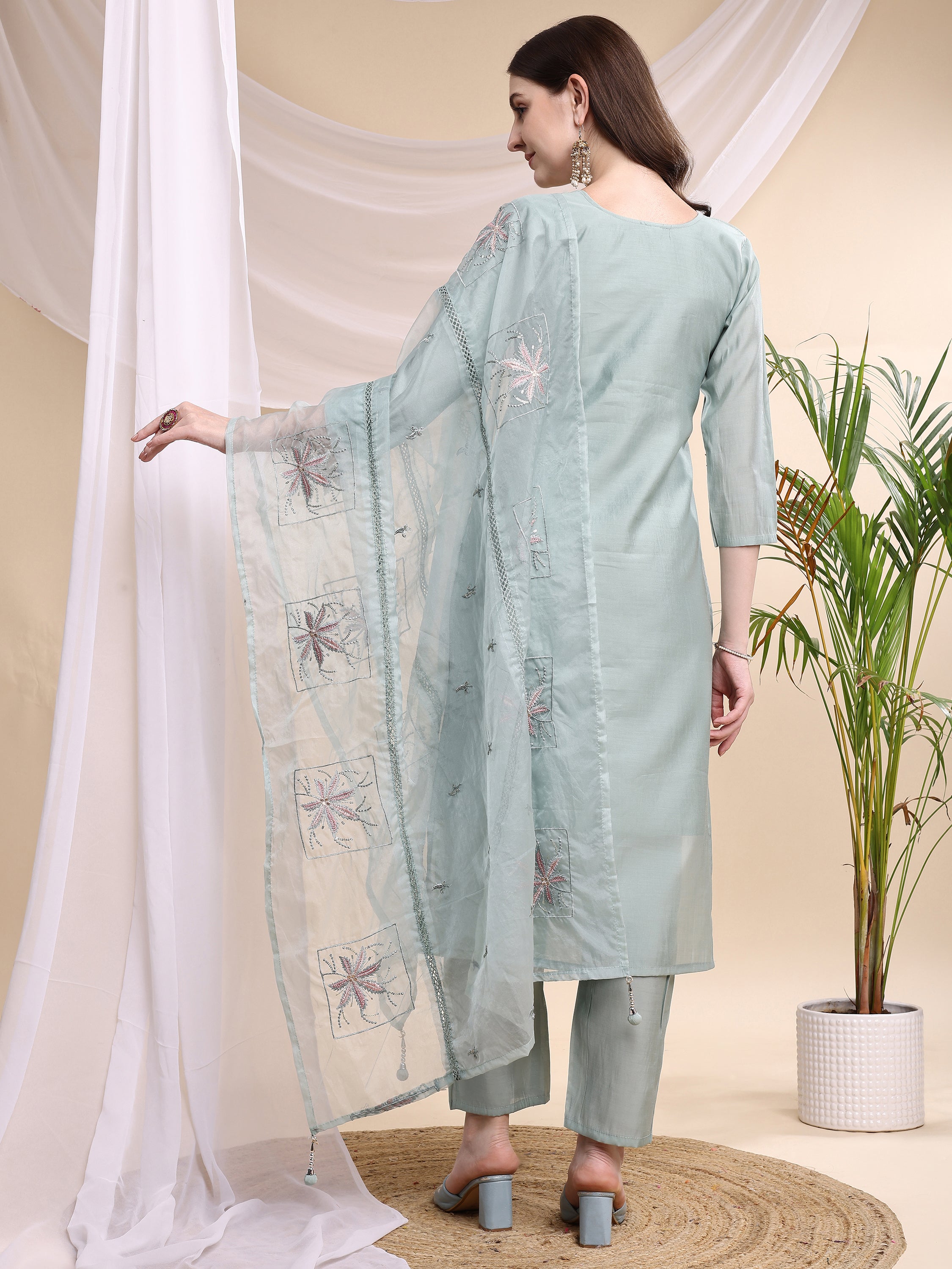 Embroidered Kurta with Pant & Printed Organza Dupatta