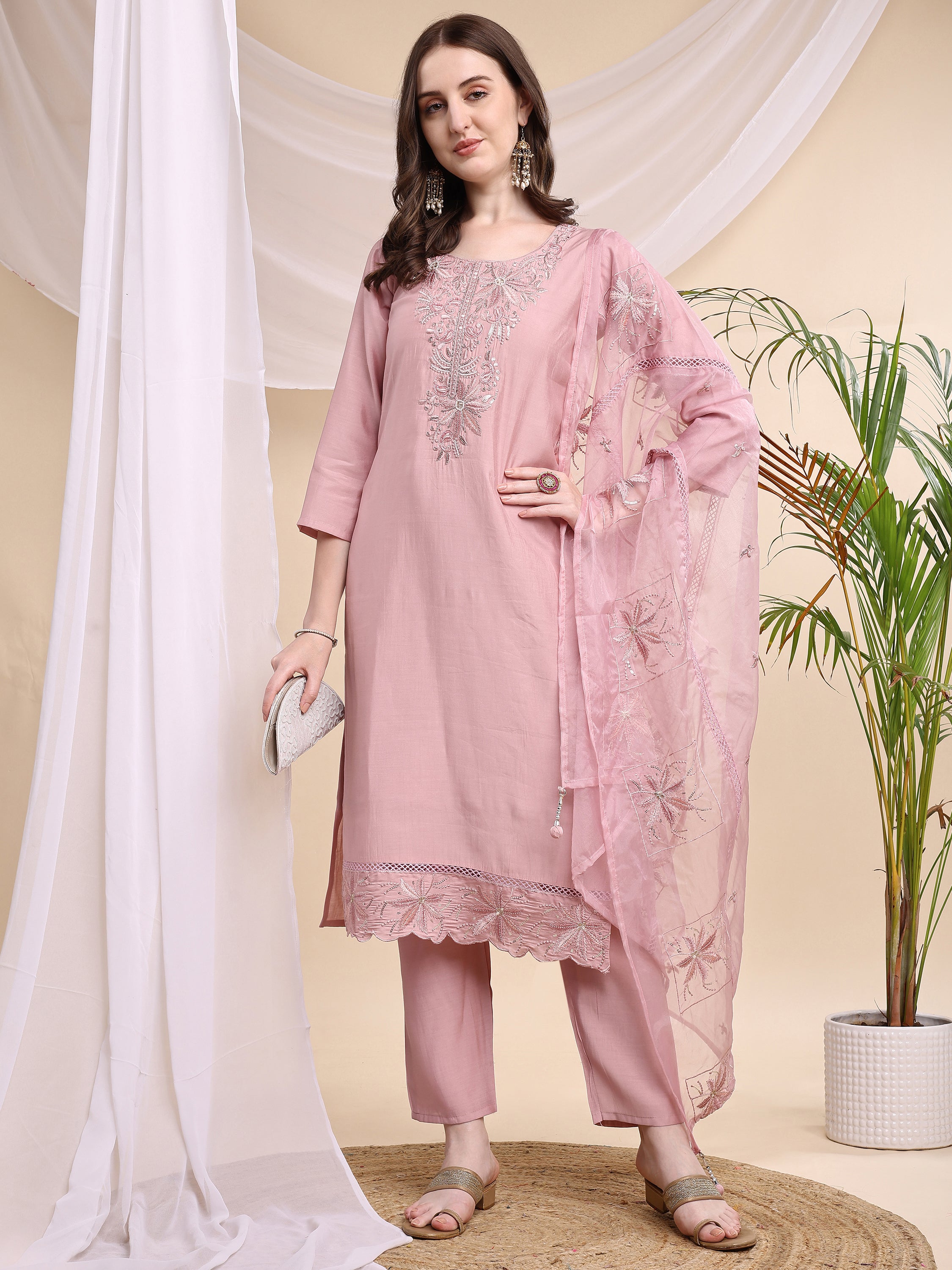 Embroidered Kurta with Pant & Printed Organza Dupatta