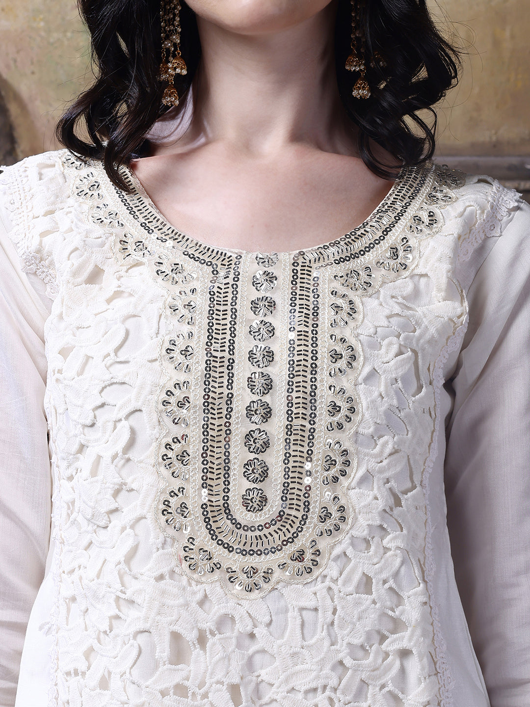 Applique Embroidered Kurta with Pant & Embroidered Dupatta