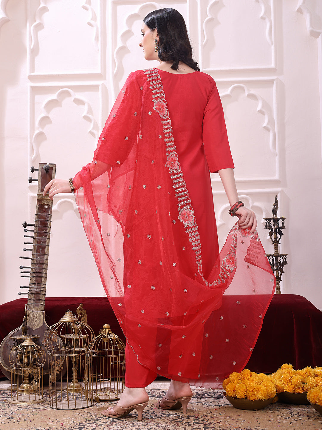 Hem Embroidered Kurta with Pant & Embroidered Dupatta