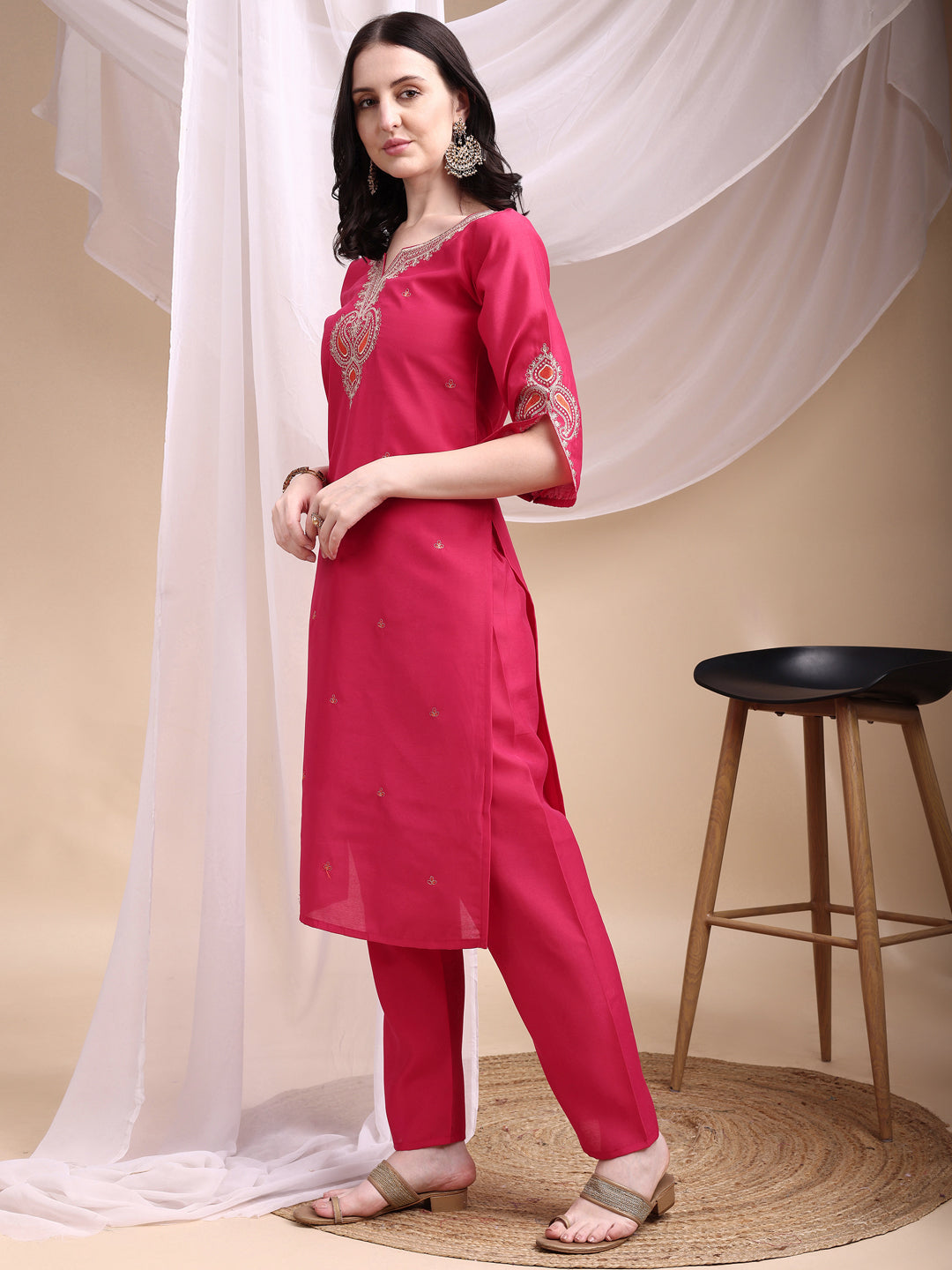 Embroidered Kurta with Pant & Printed Organza Dupatta