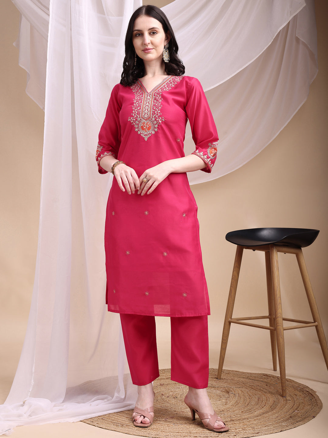 Embroidered Kurta with Pant & Printed Organza Dupatta