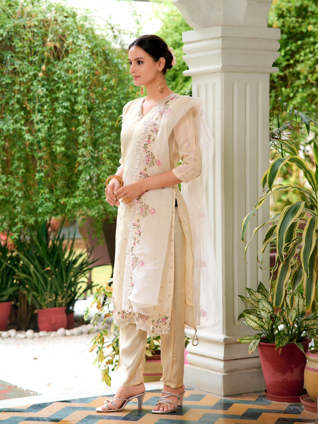 Mirror Embroidered Silk Kurta with pant & Embroidered Organza Dupatta