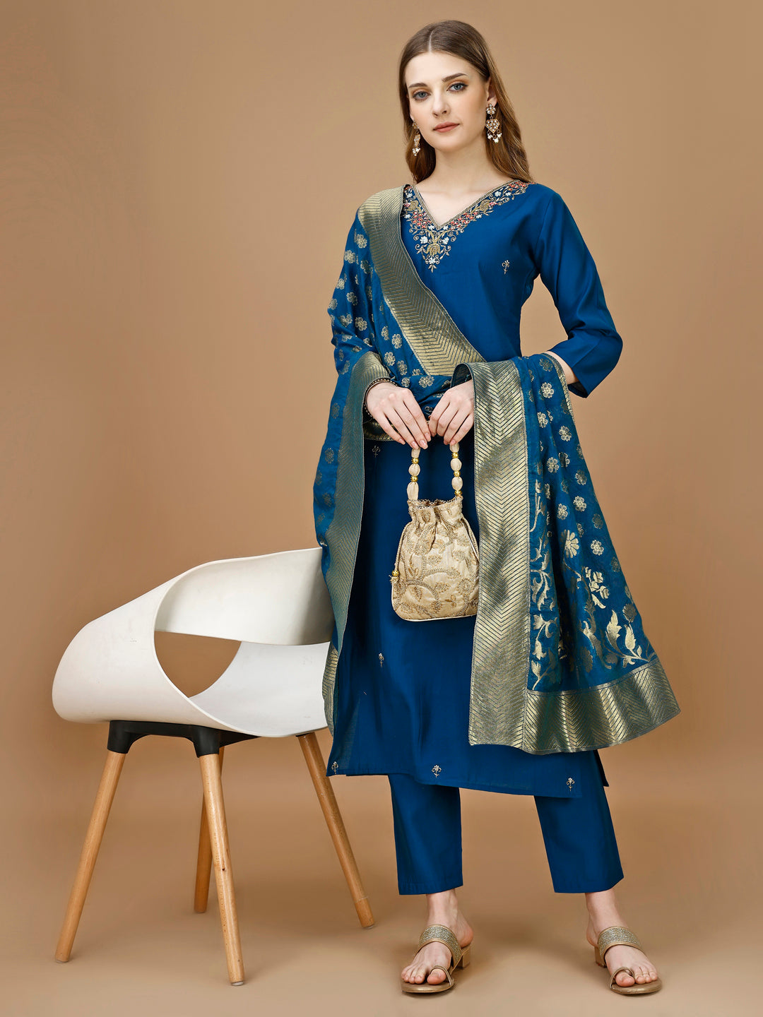 Hand Embroidered Kurta with pant & Banarasi Dupatta Premium