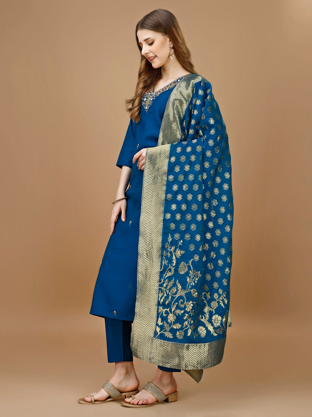 Hand Embroidered Kurta with pant & Banarasi Dupatta Premium