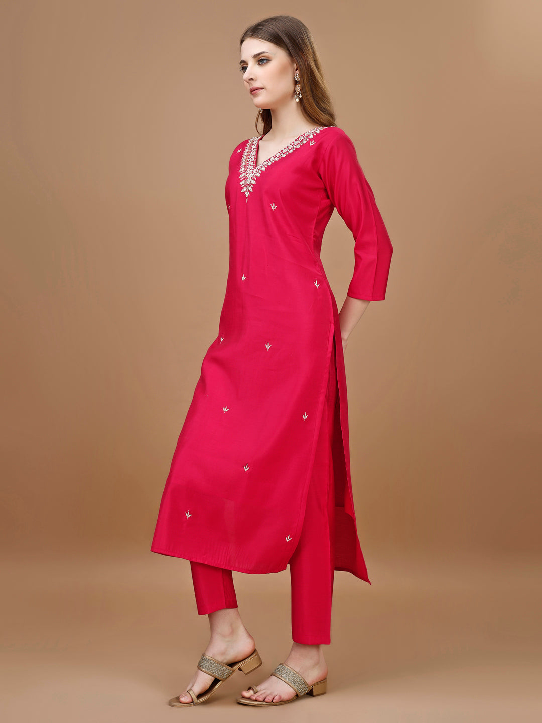 Hand Embroidered Kurta with pant & Banarasi Dupatta premium