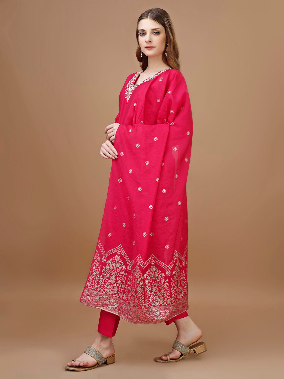 Hand Embroidered Kurta with pant & Banarasi Dupatta premium