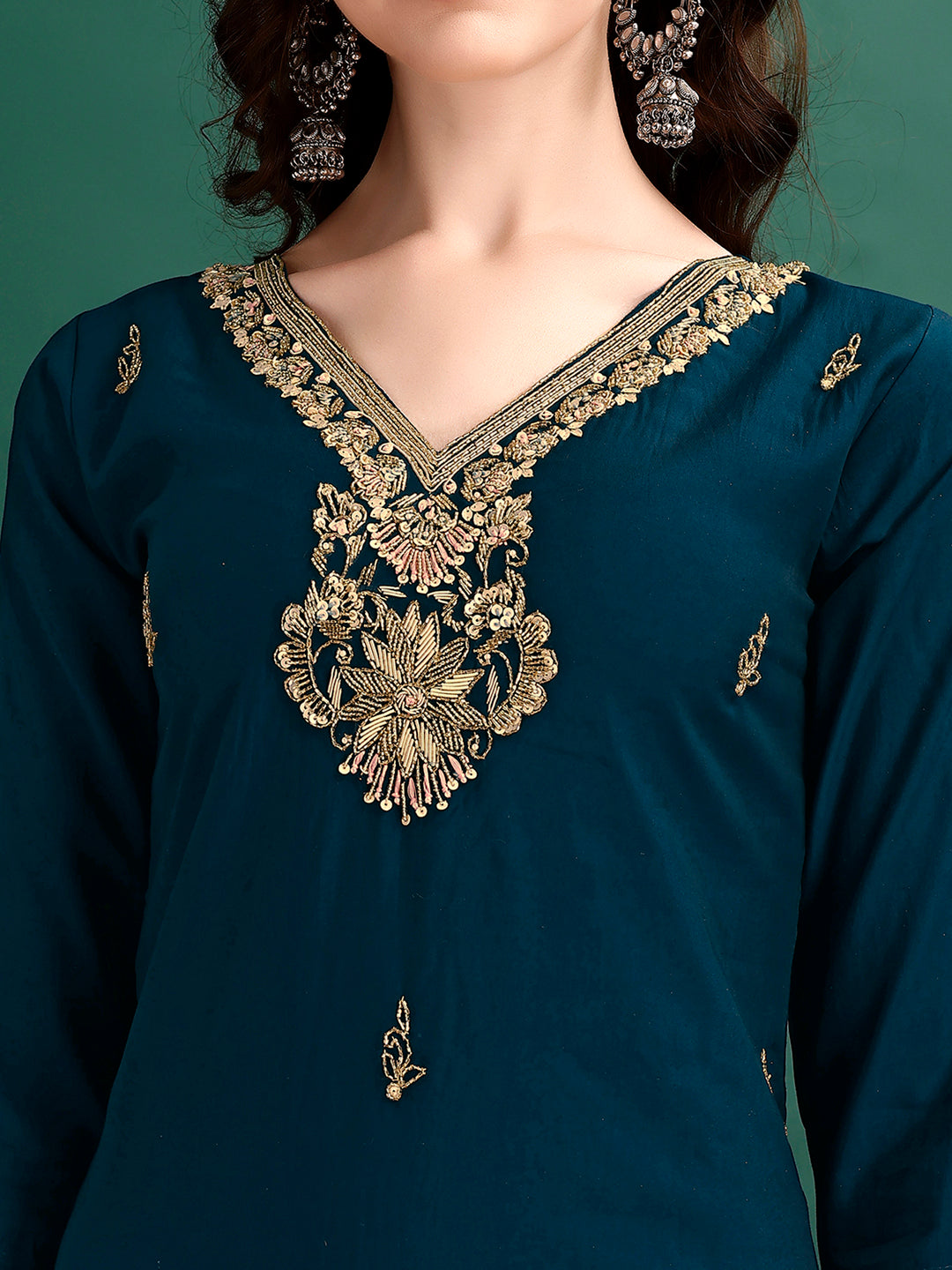 Hand Embroidered Kurta with pant & Organza Printed Dupatta