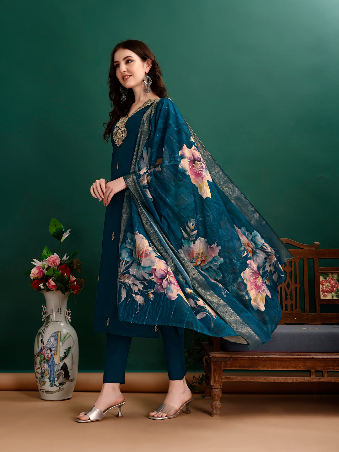 Hand Embroidered Kurta with pant & Organza Printed Dupatta