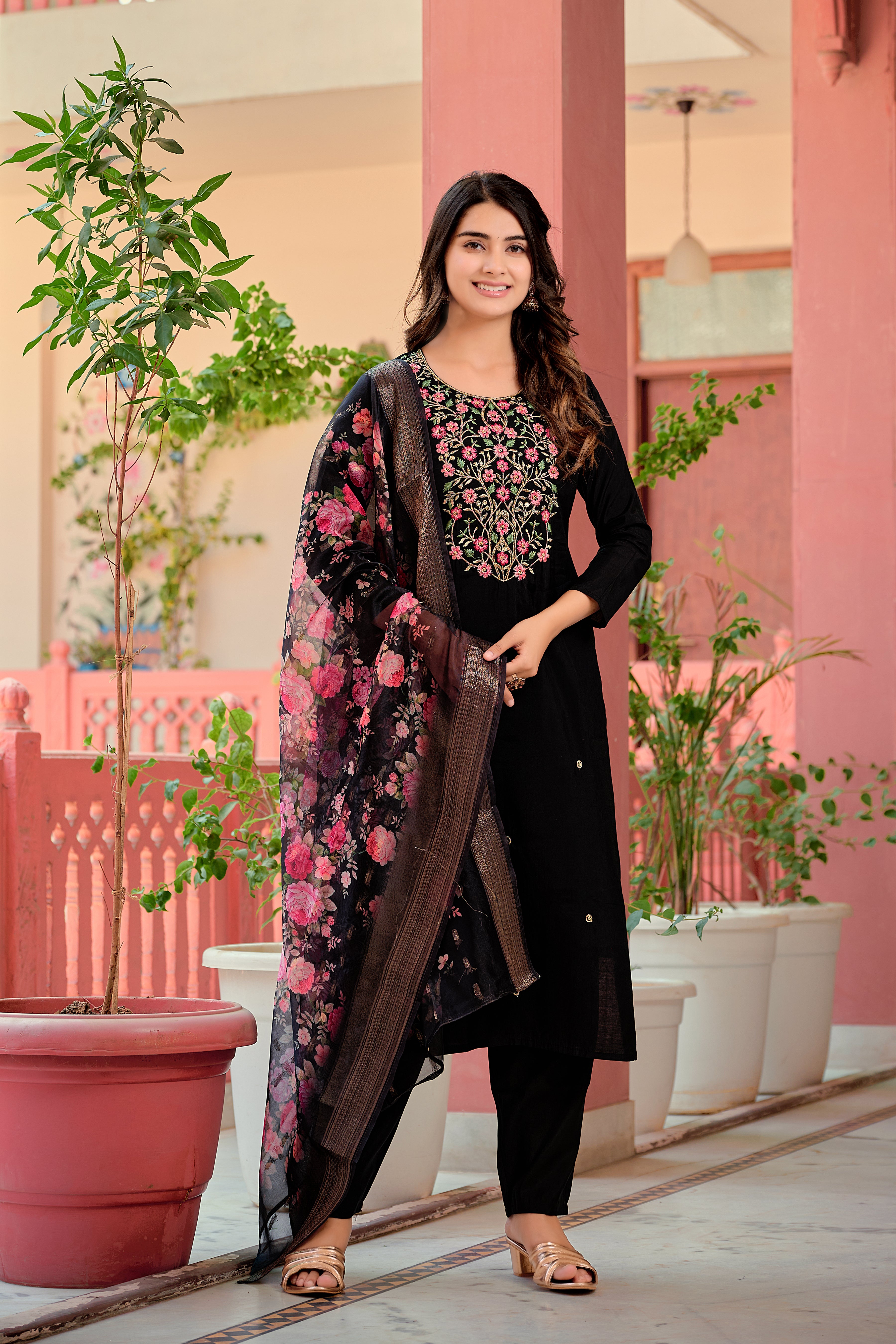 Hand embroidered Kurta with Pant & Dupatta Premium Luxury