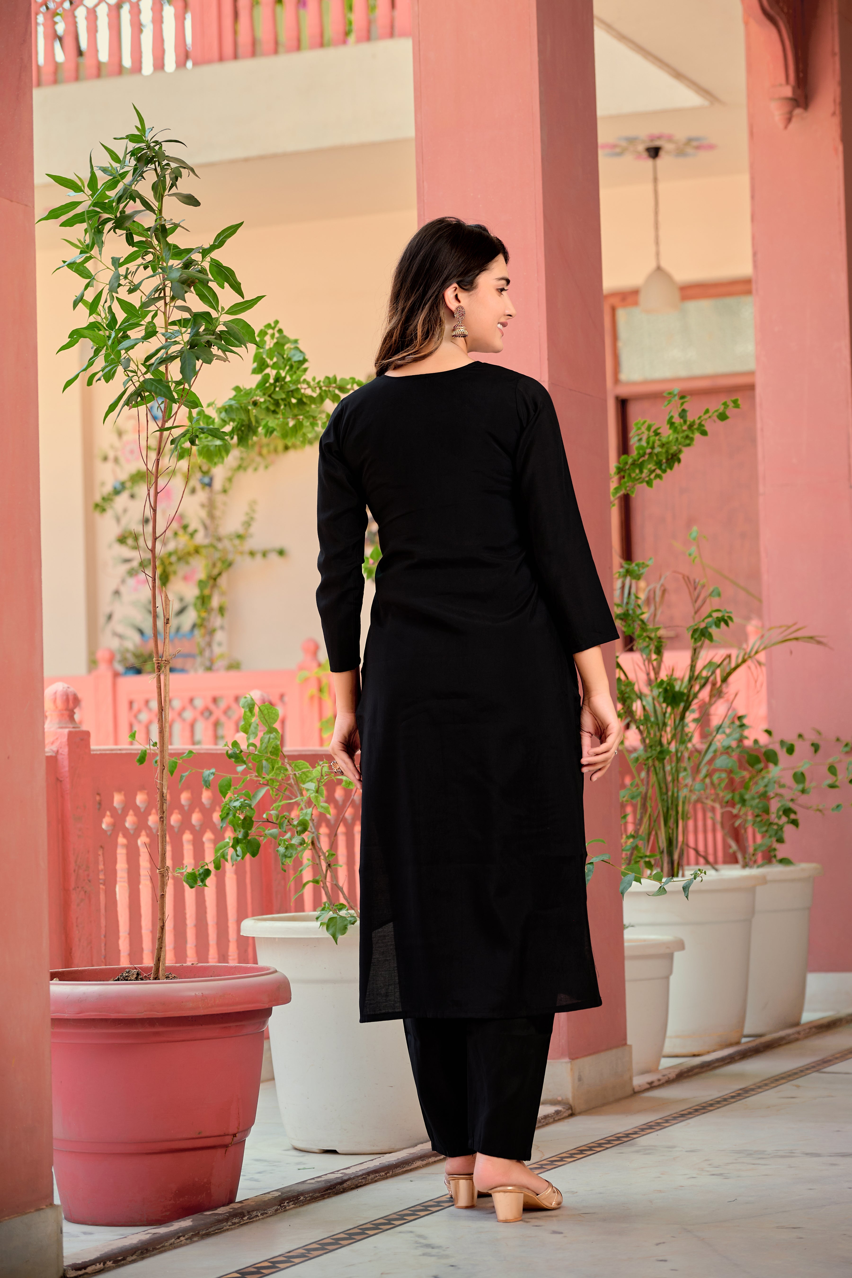 Hand embroidered Kurta with Pant & Dupatta Premium Luxury