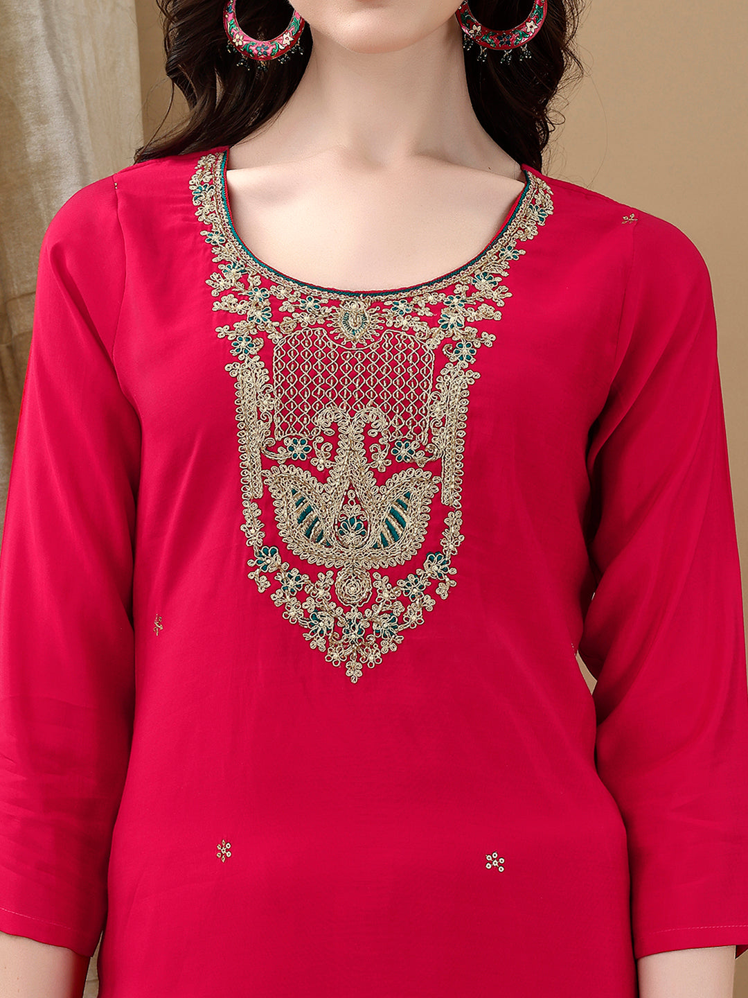 Hand embroidered & Lace Detailed Kurta with Pant & Dupatta