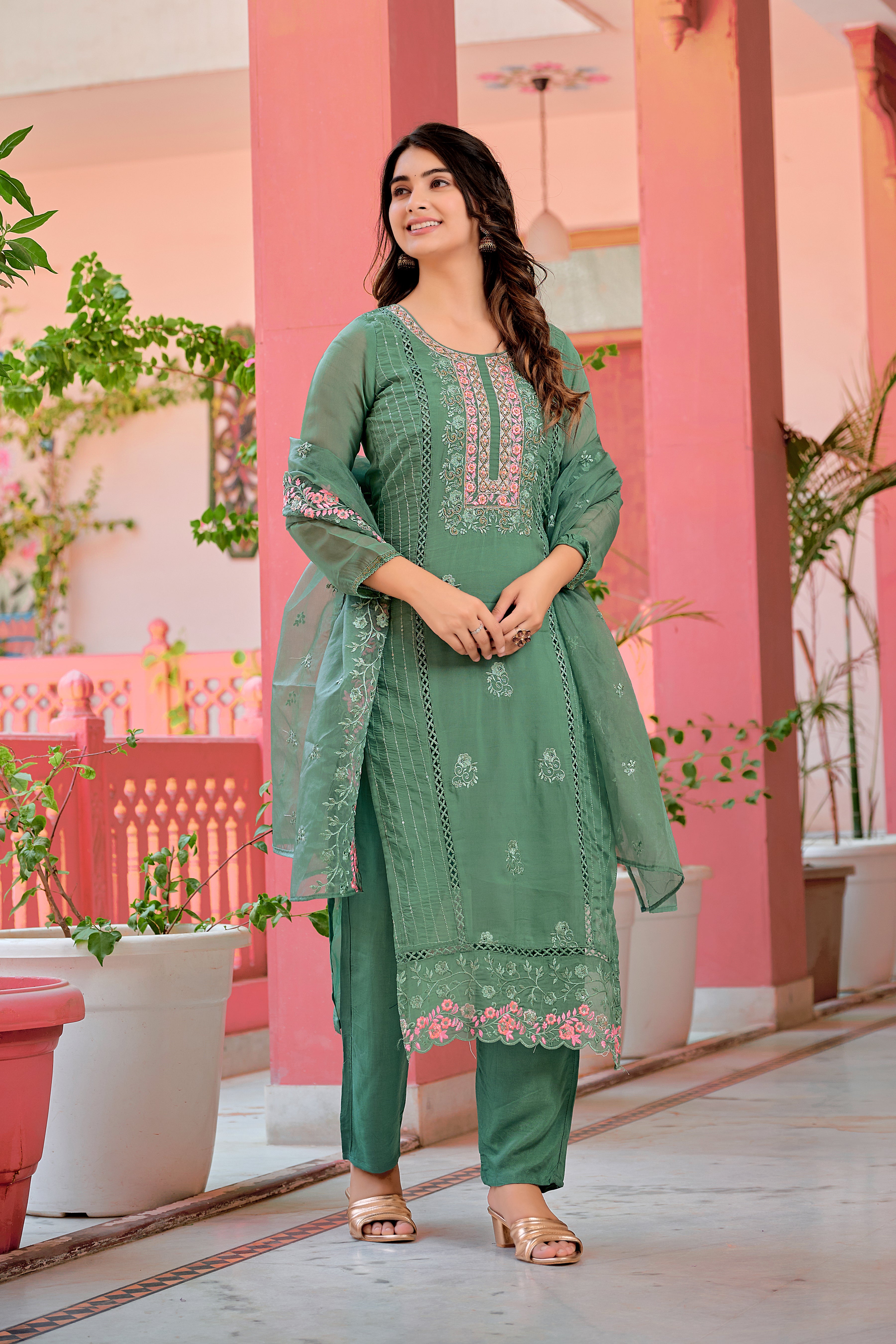 Hand embroidered & Lace Detailed Kurta with Pant & Dupatta Premium Luxury