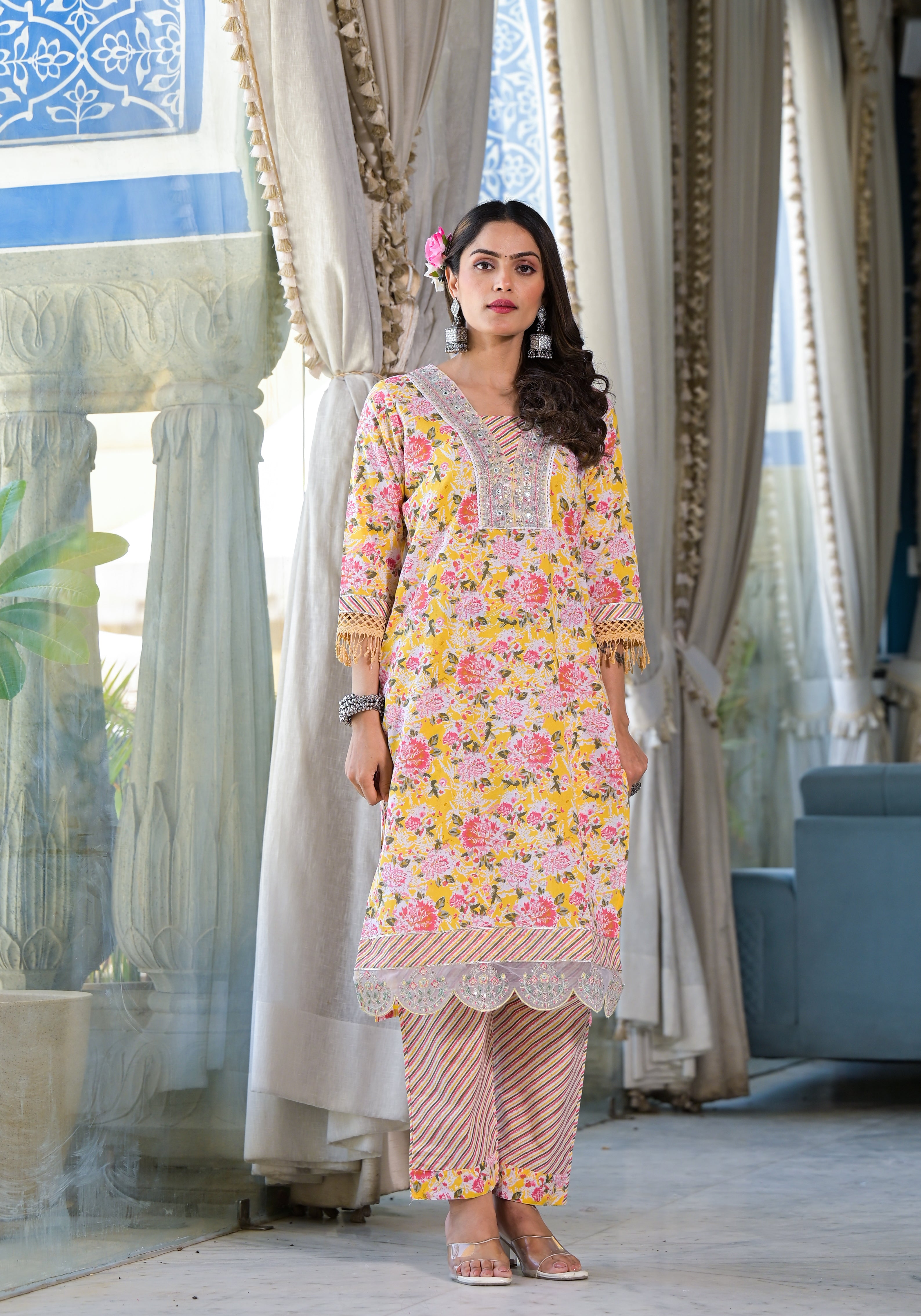 Floral Printed & Embroidered Kurta with pant & dupatta Luxury