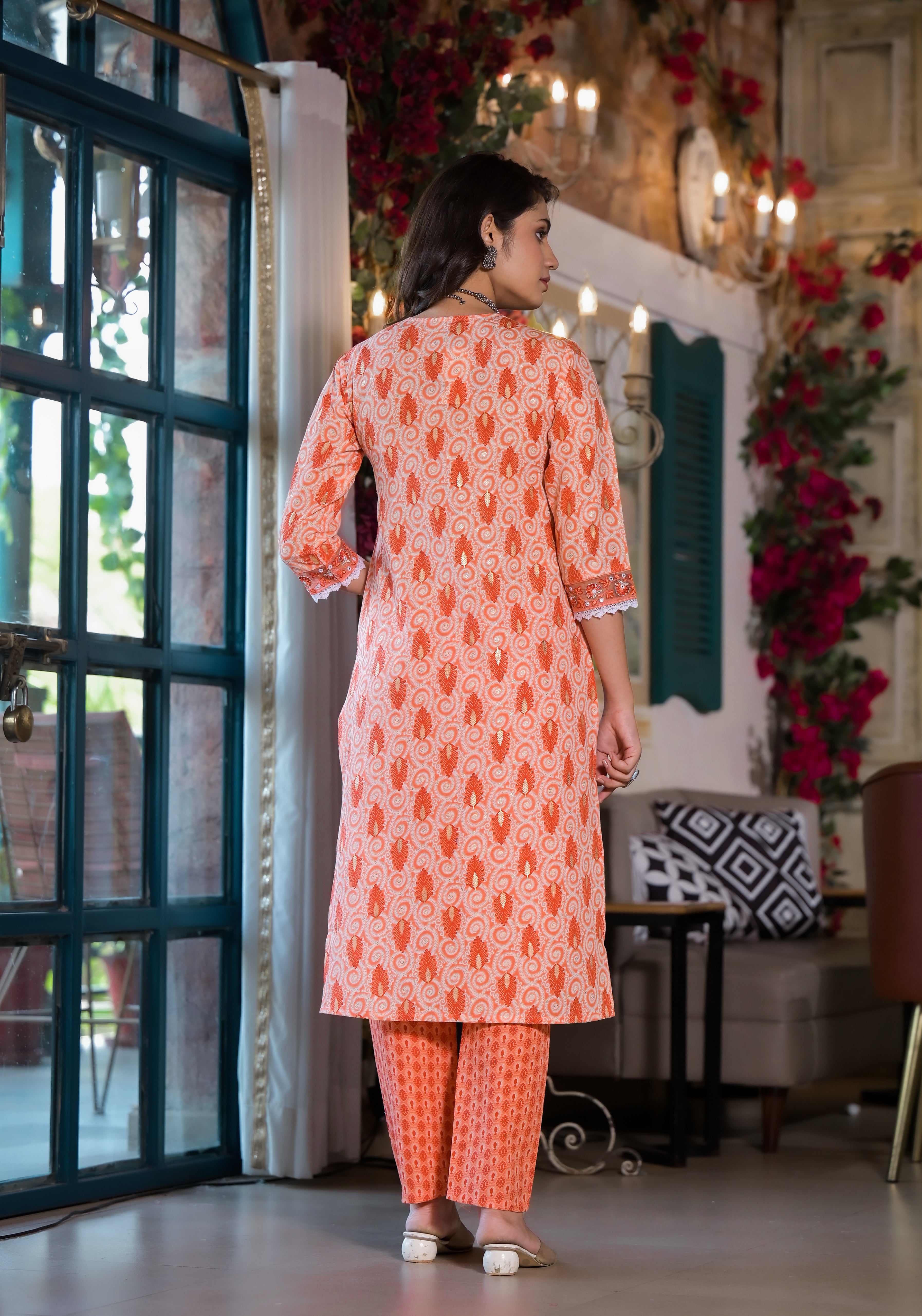 Lace embroidered & Printed Kurta with pant & Dupatta