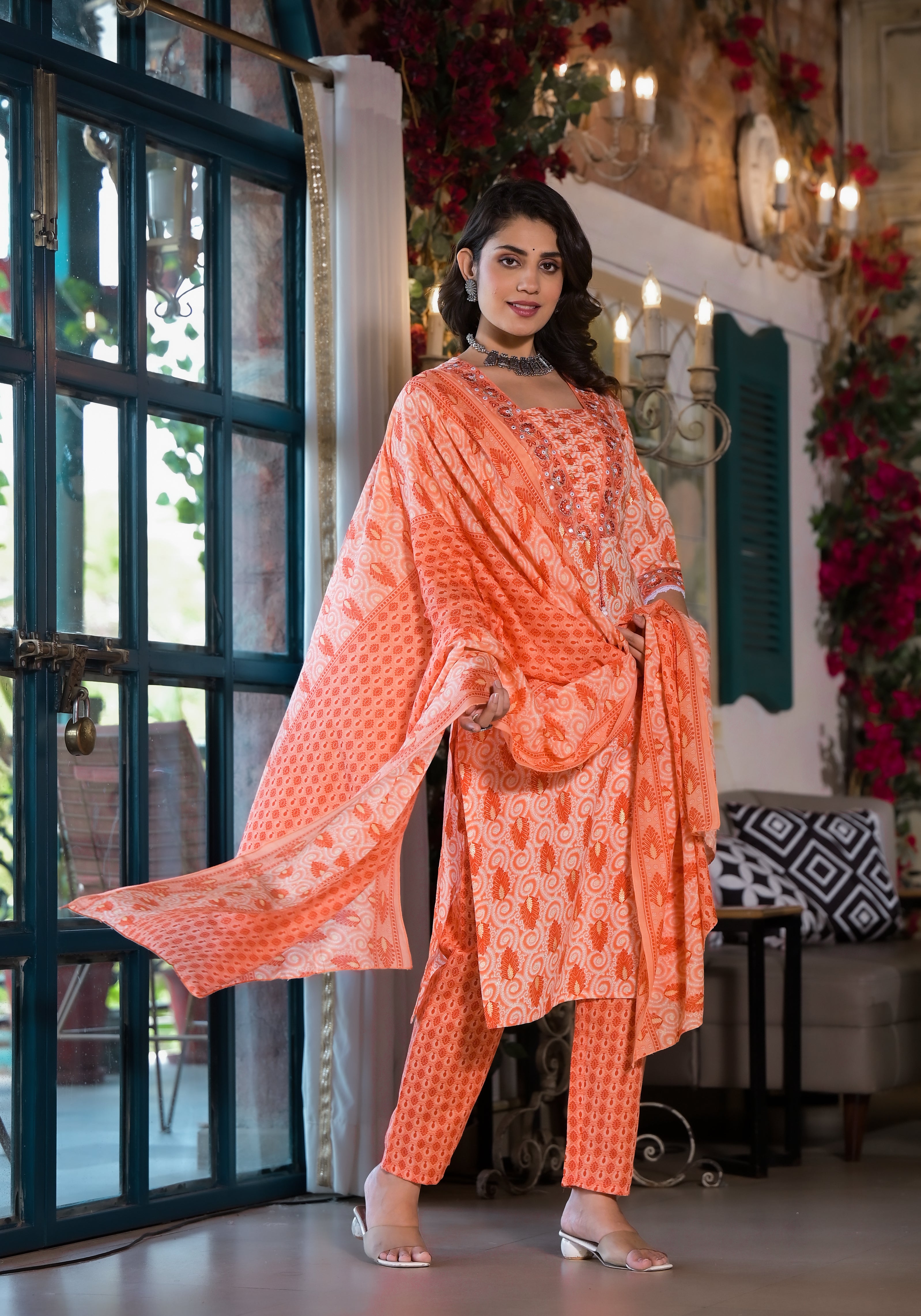 Lace embroidered & Printed Kurta with pant & Dupatta