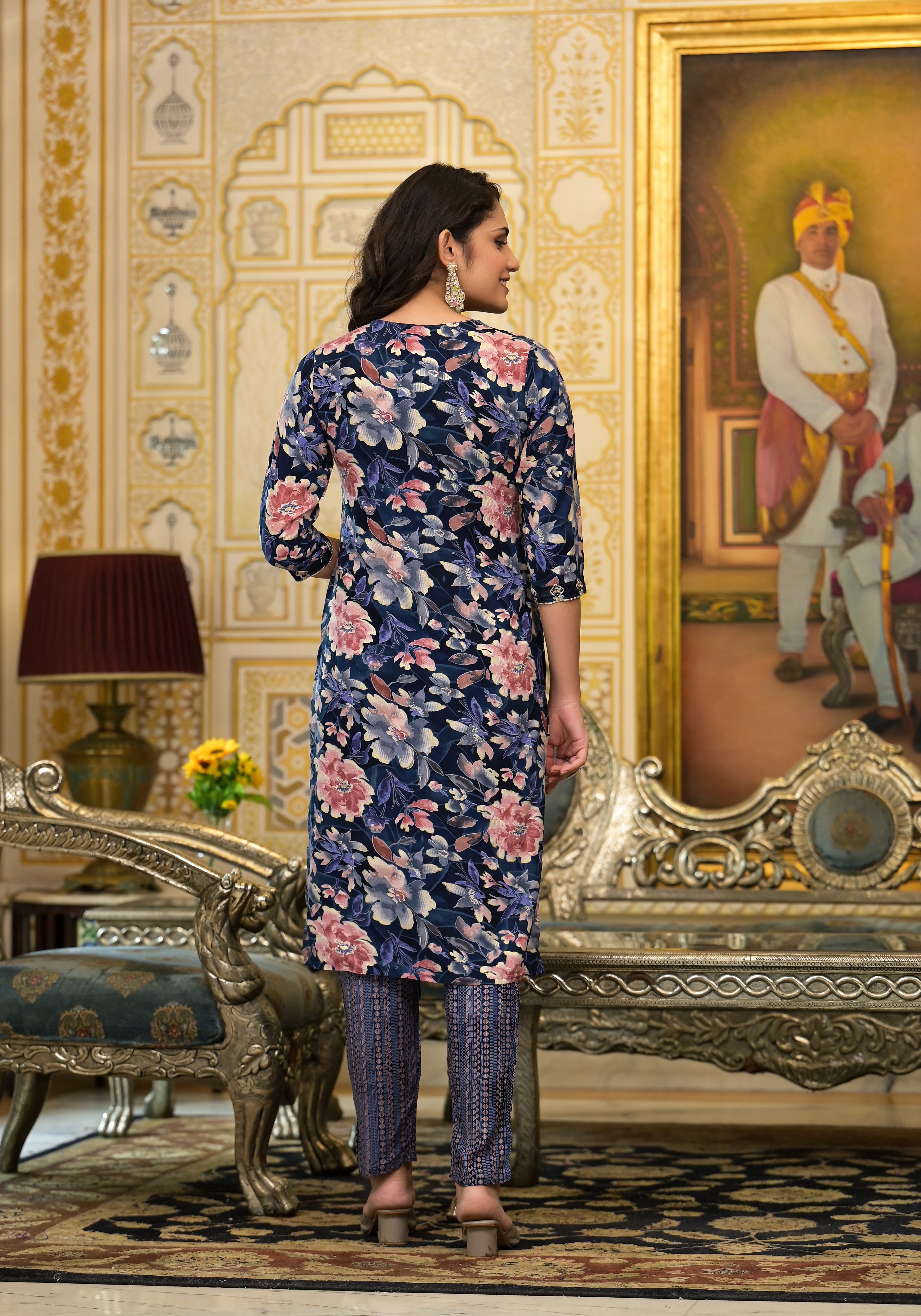 Applique Embroidered & Floral Printed Kurta with Pant & Printed Dupatta