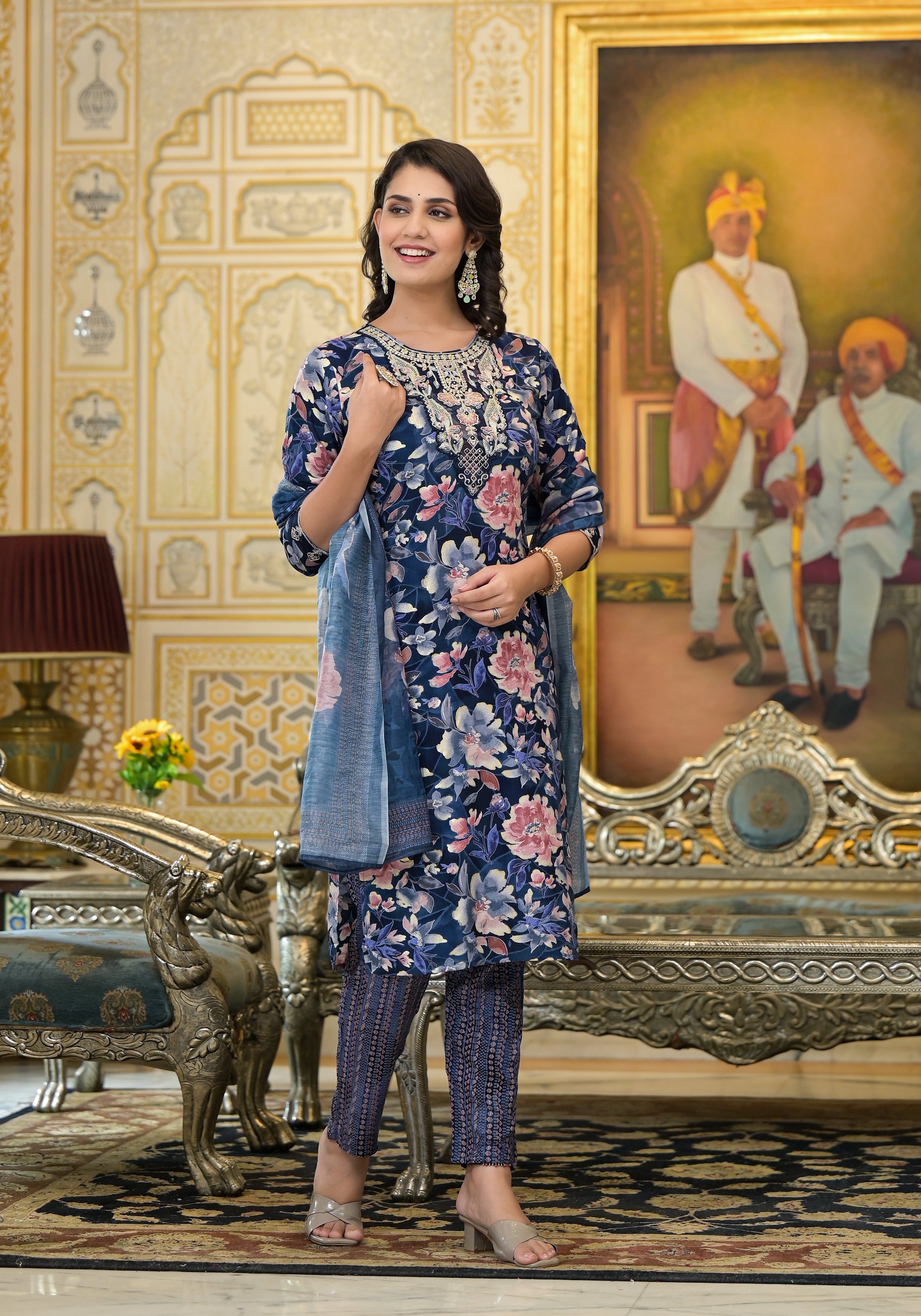 Applique Embroidered & Floral Printed Kurta with Pant & Printed Dupatta