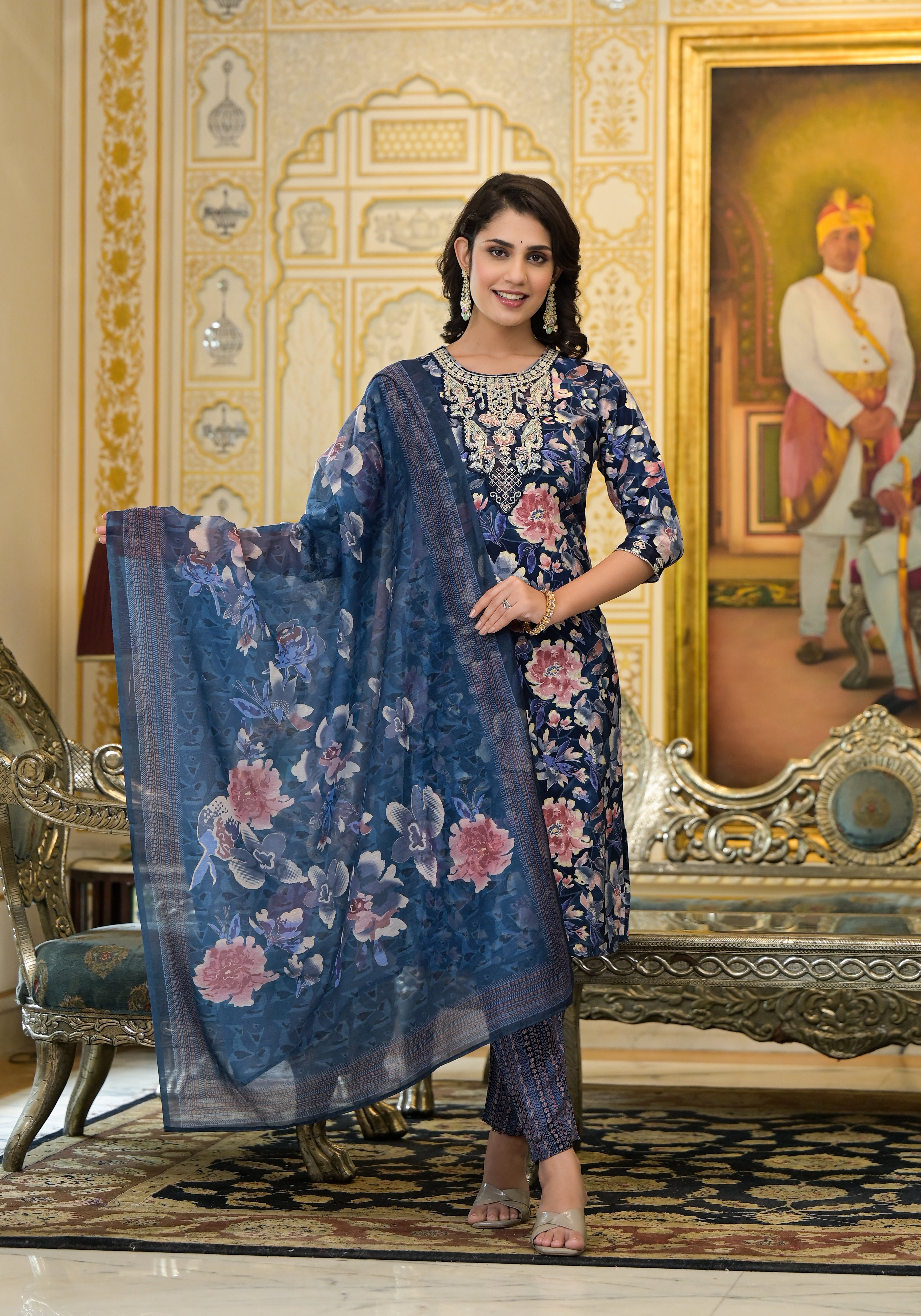 Applique Embroidered & Floral Printed Kurta with Pant & Printed Dupatta