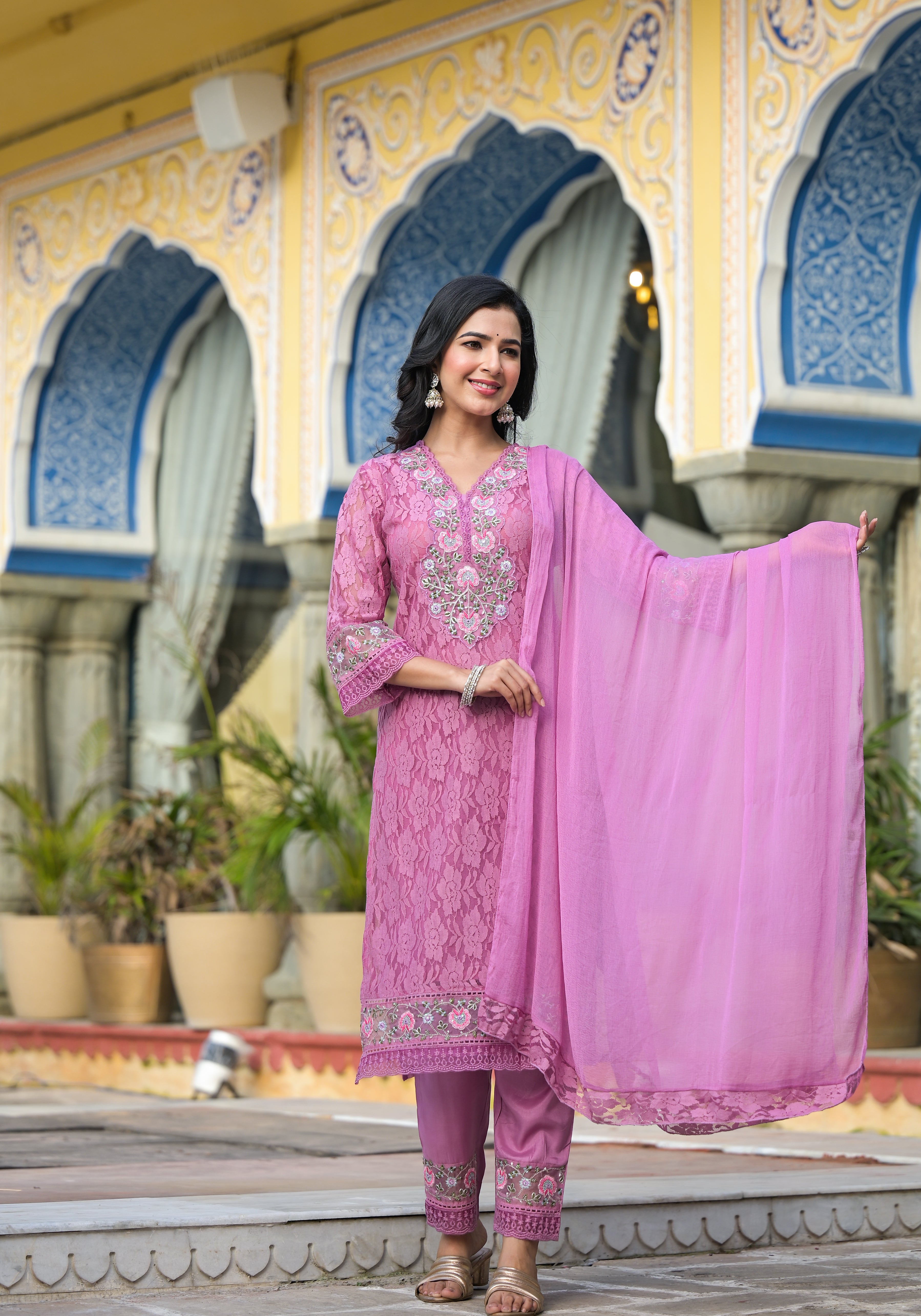 Embroidered Applique Net Kurta With pant & Lace dupatta