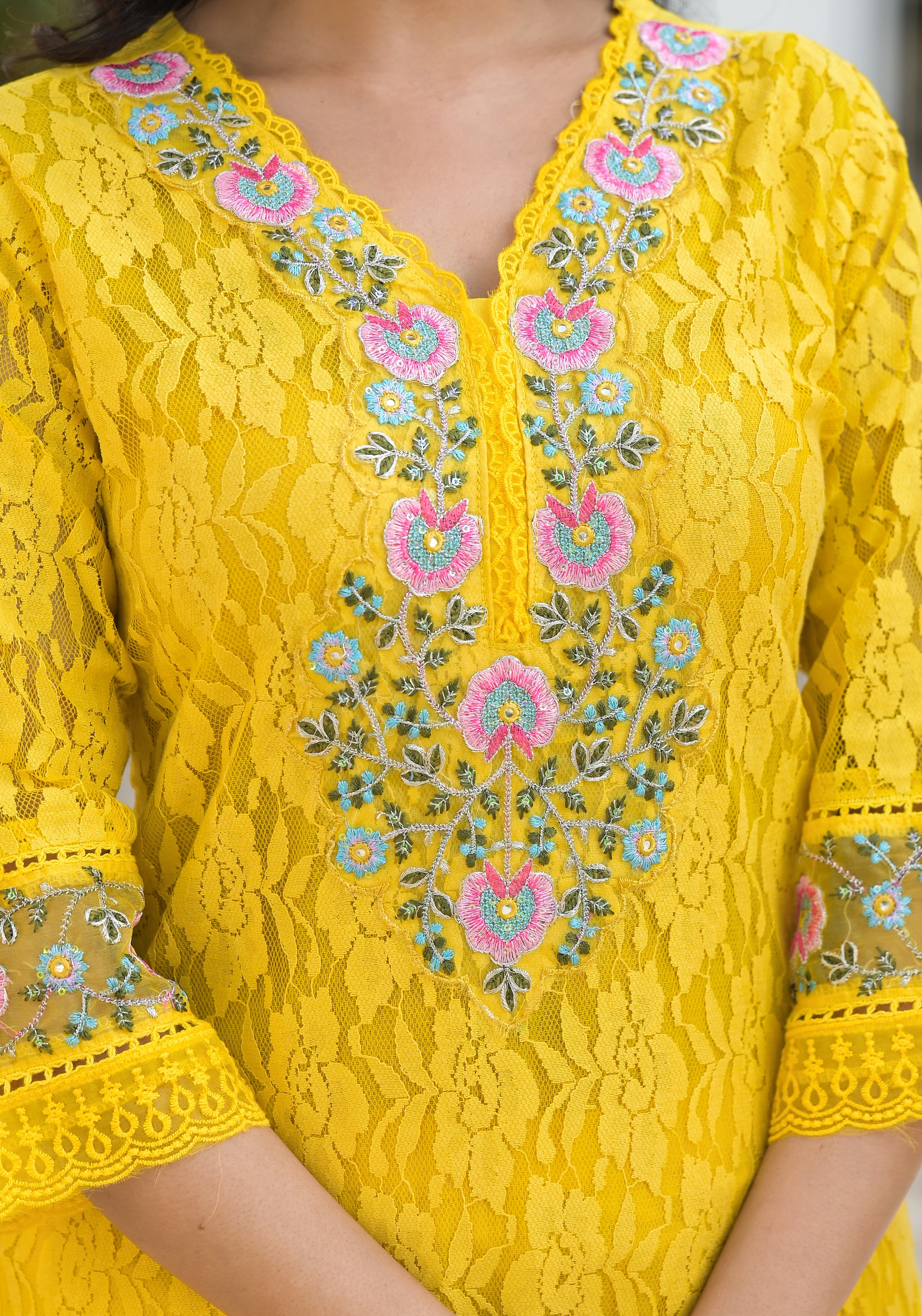 Embroidered Applique Net Kurta With pant & Lace dupatta