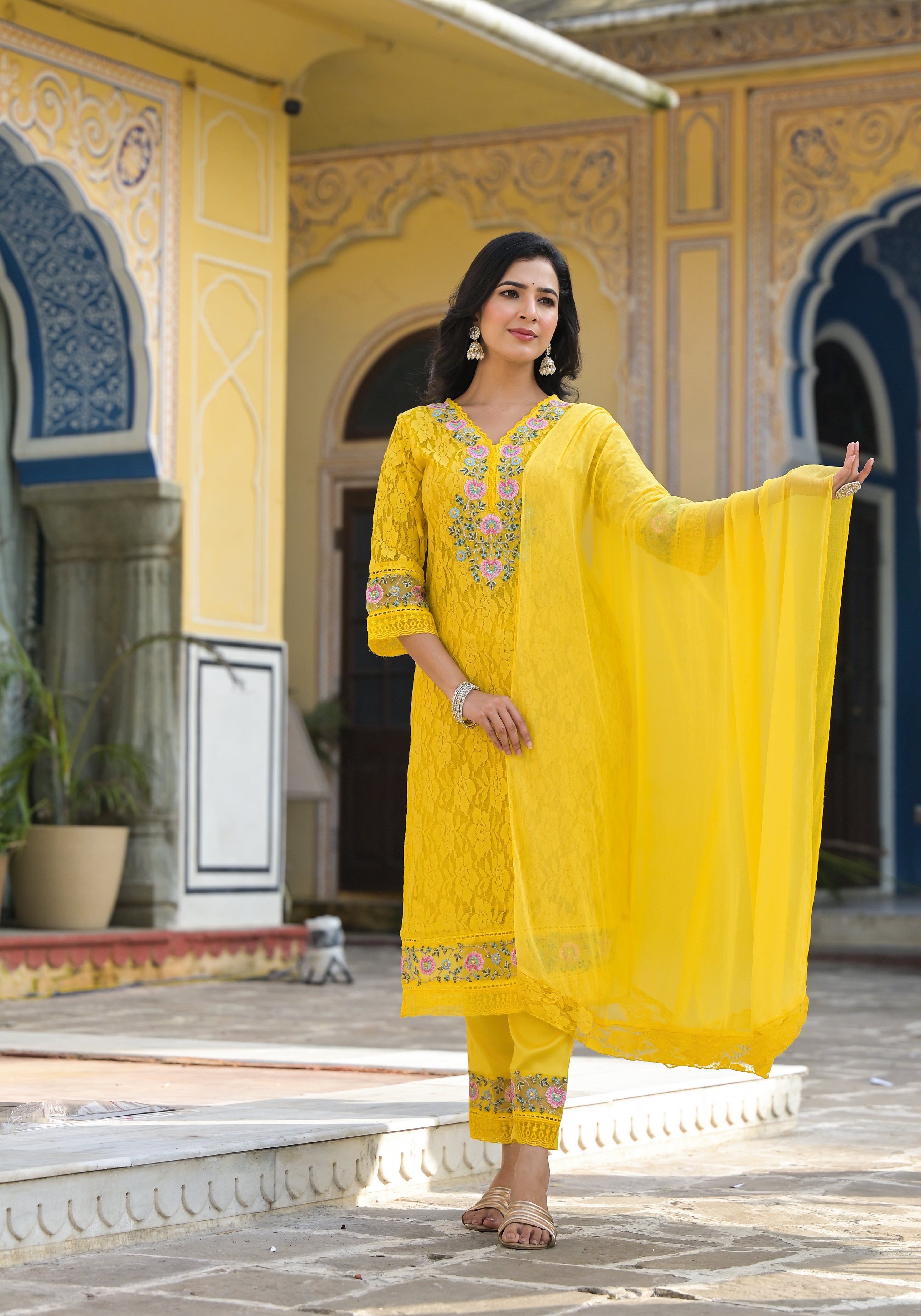 Embroidered Applique Net Kurta With pant & Lace dupatta