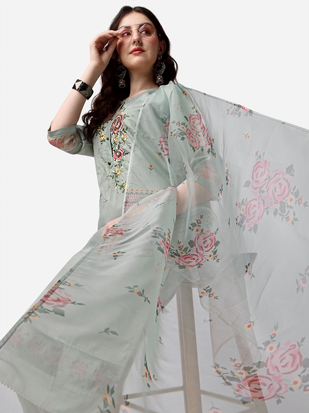 Embroidered kurta with pant & Dupatta Set