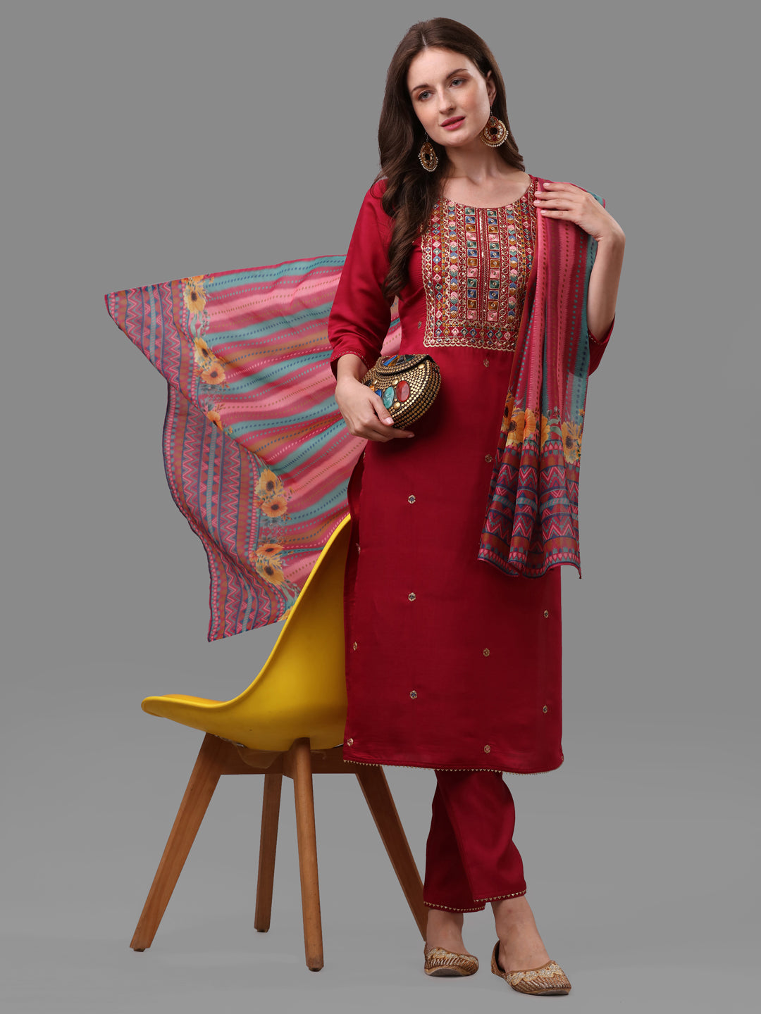 Fuchisia Embroidered Kurta Pant & dupatta set