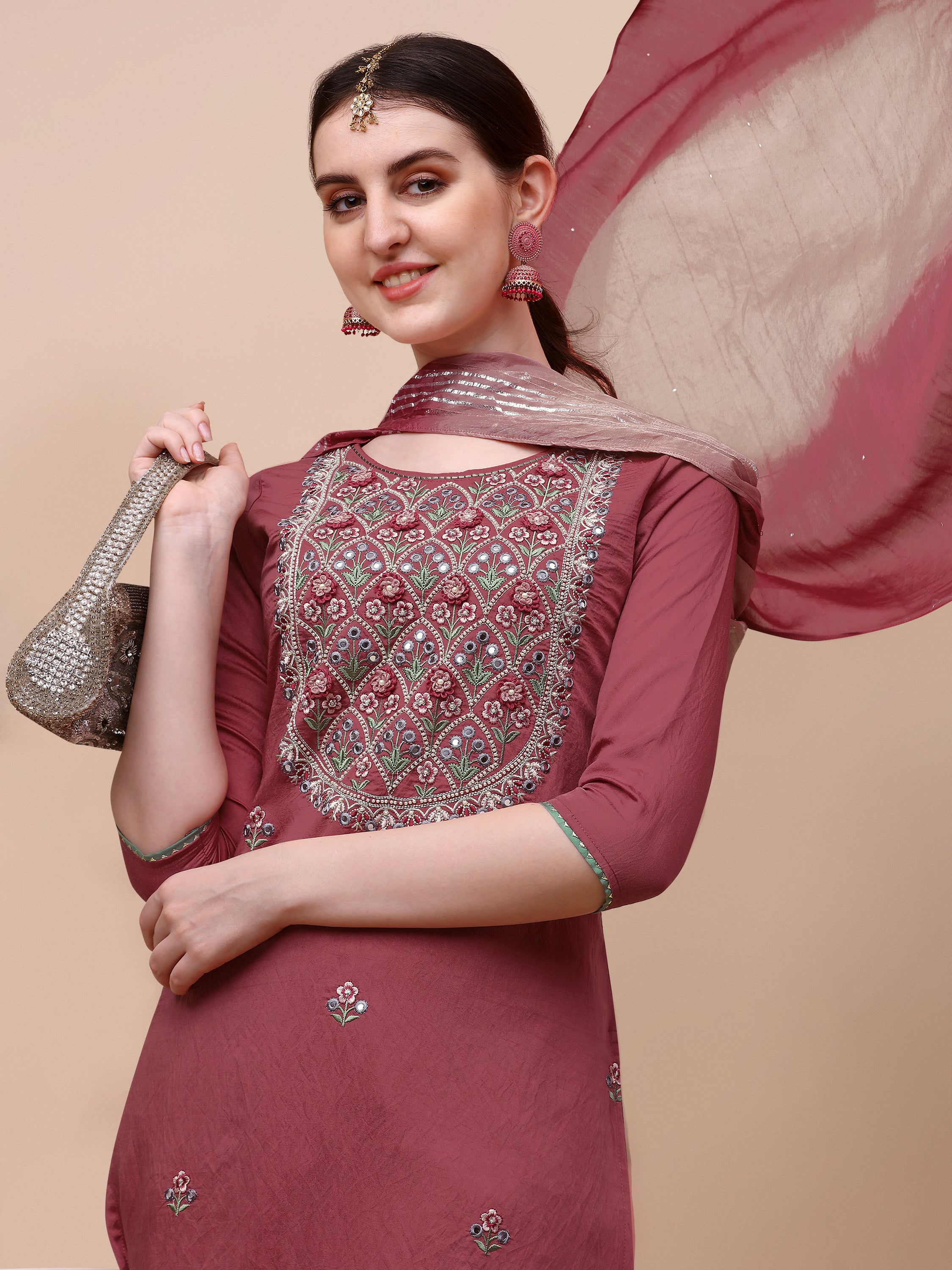 Hand Embroidered Pink Chanderi kurta with pant & dupatta set Premium