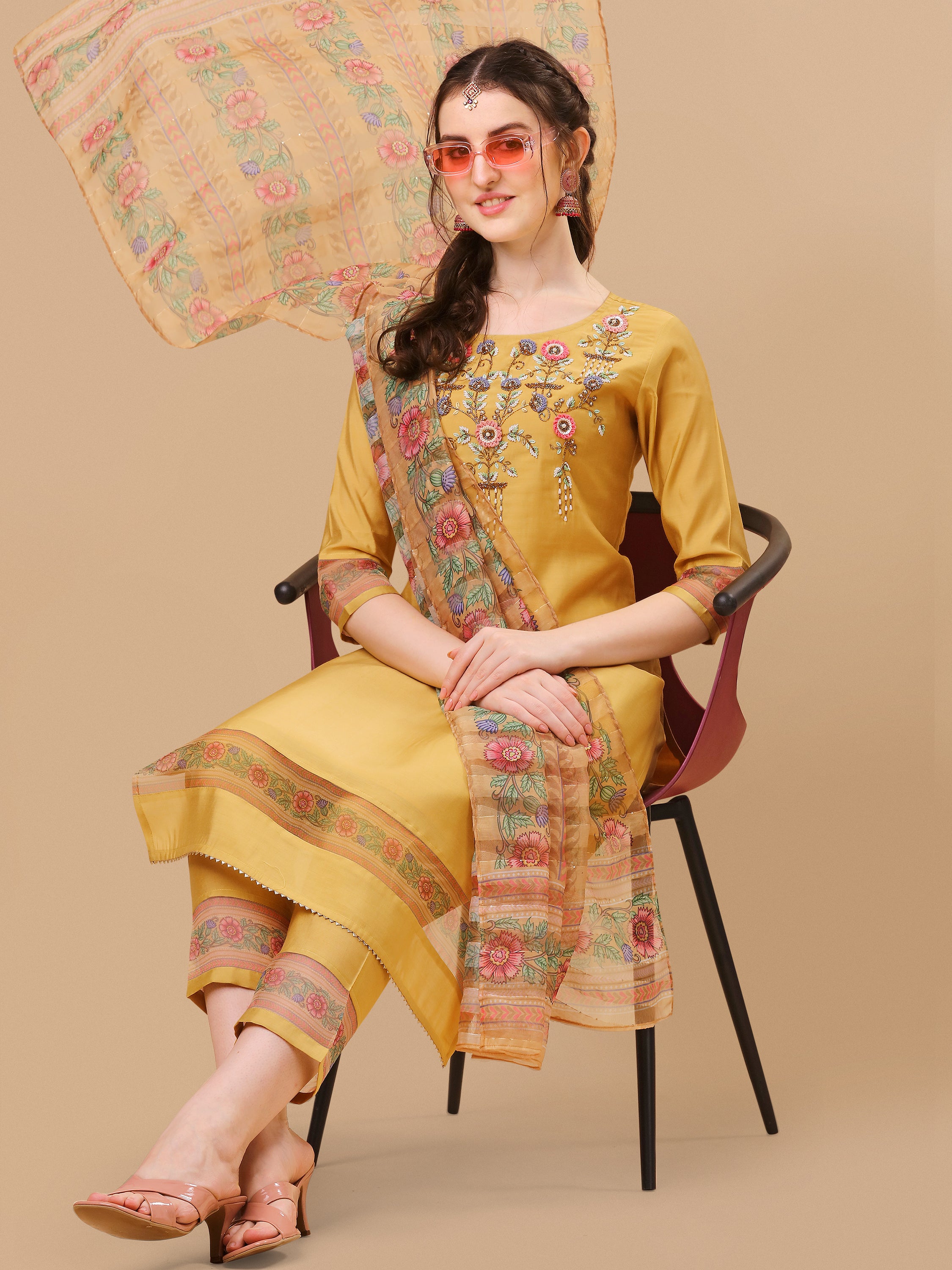 Hand Embroidered Kurta with Pant and Organza Printed Dupatta set