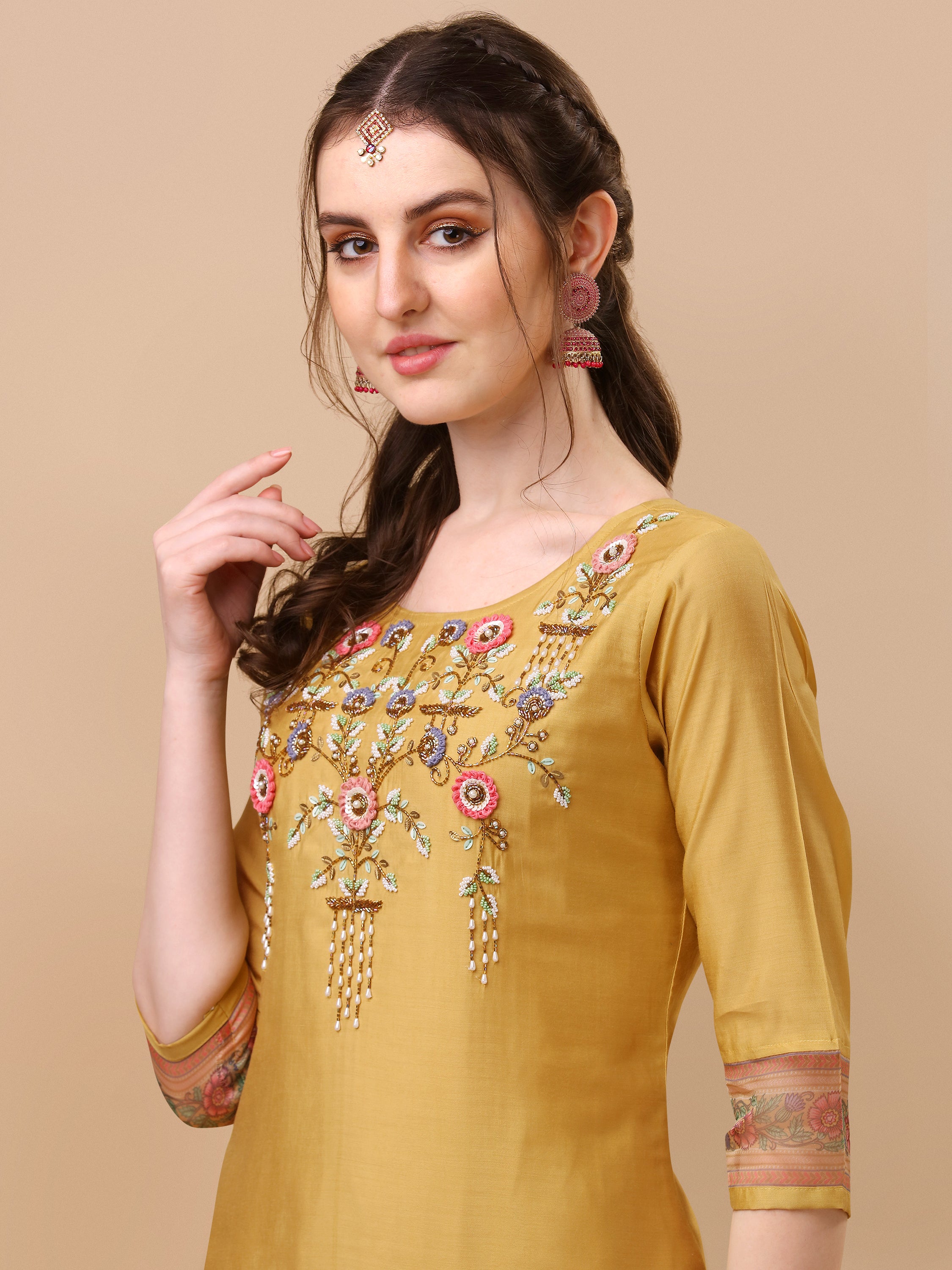 Hand Embroidered Kurta with Pant and Organza Printed Dupatta set