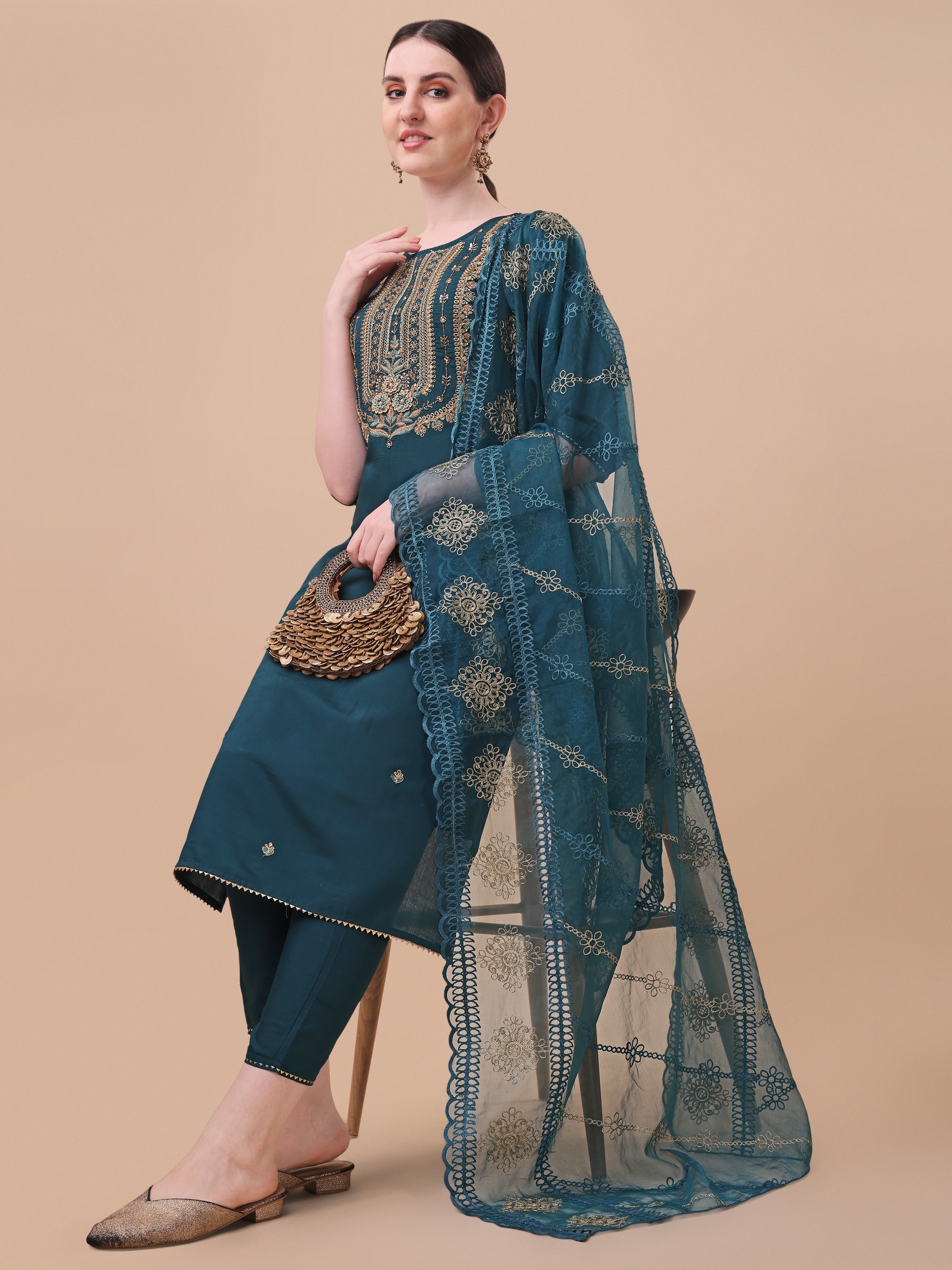 Embroidered kurta with pant & Dupatta set