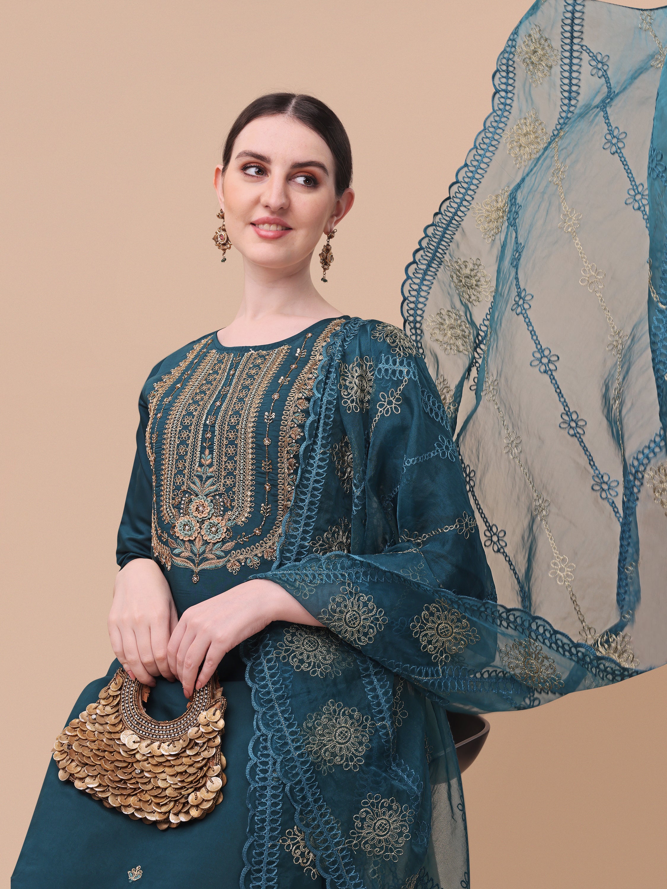 Embroidered kurta with pant & Dupatta set