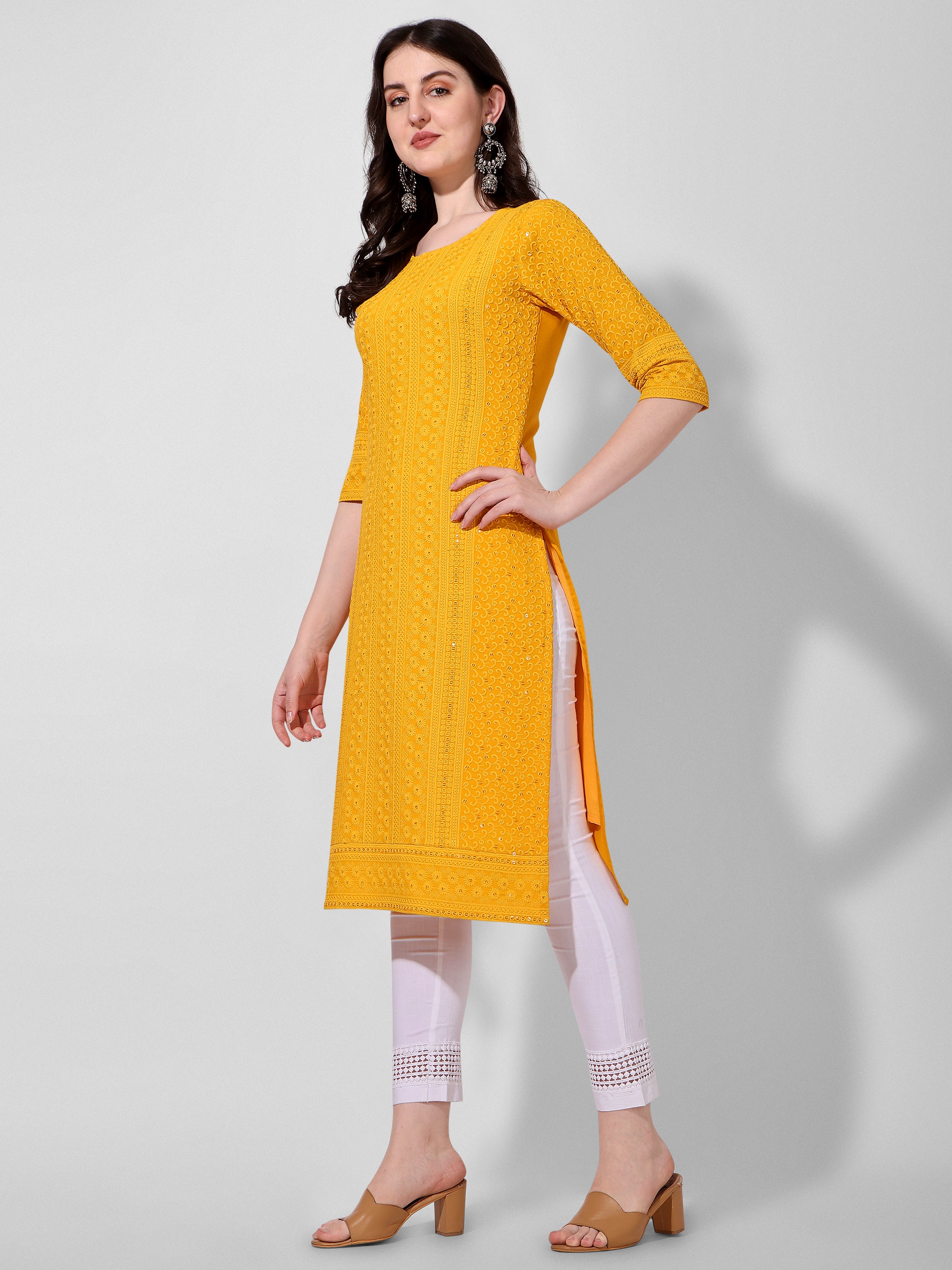 Thread Embroidered Kurta