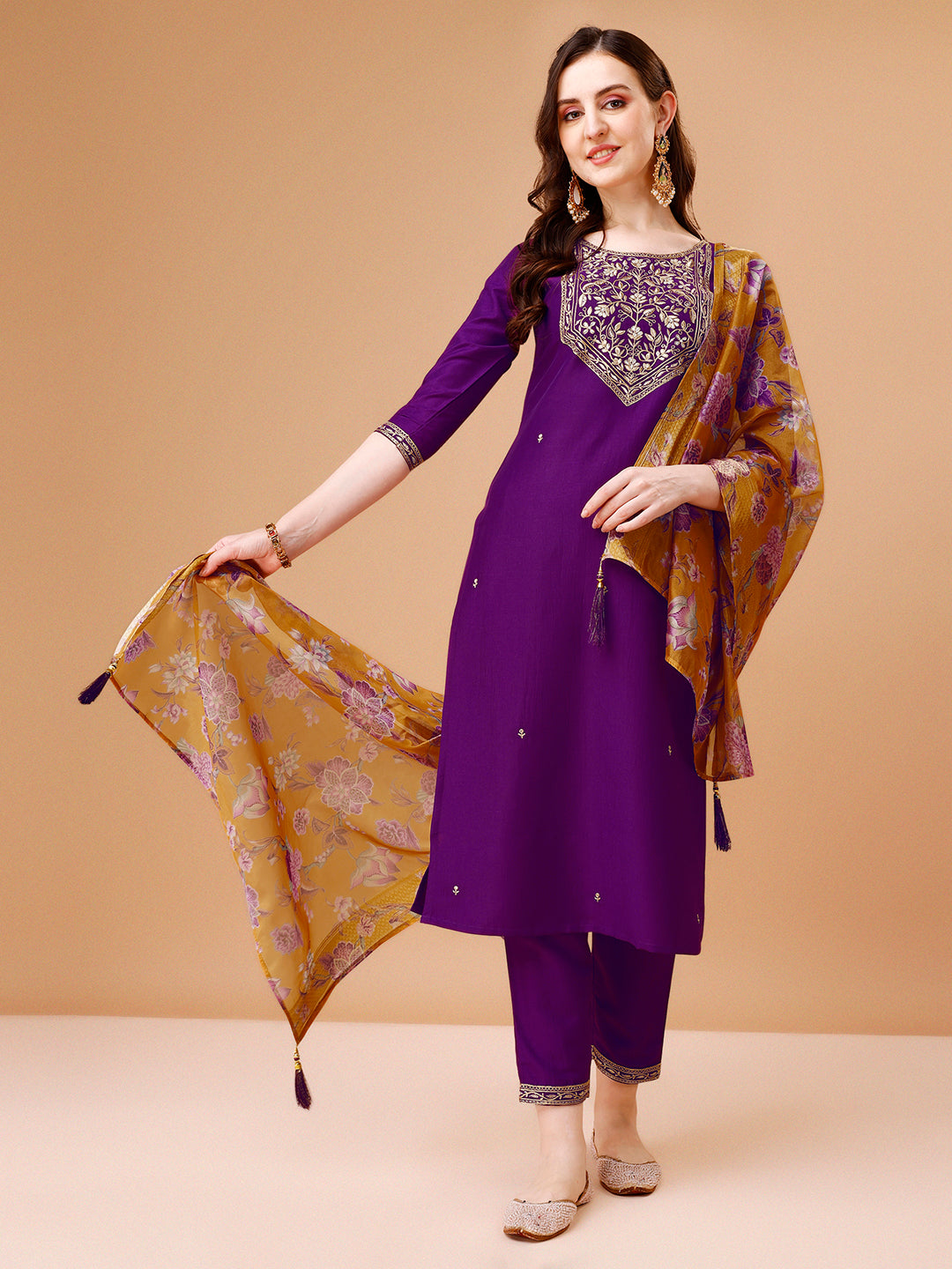 Embroidered kurta with pant & Printed Organza Dupatta Premium