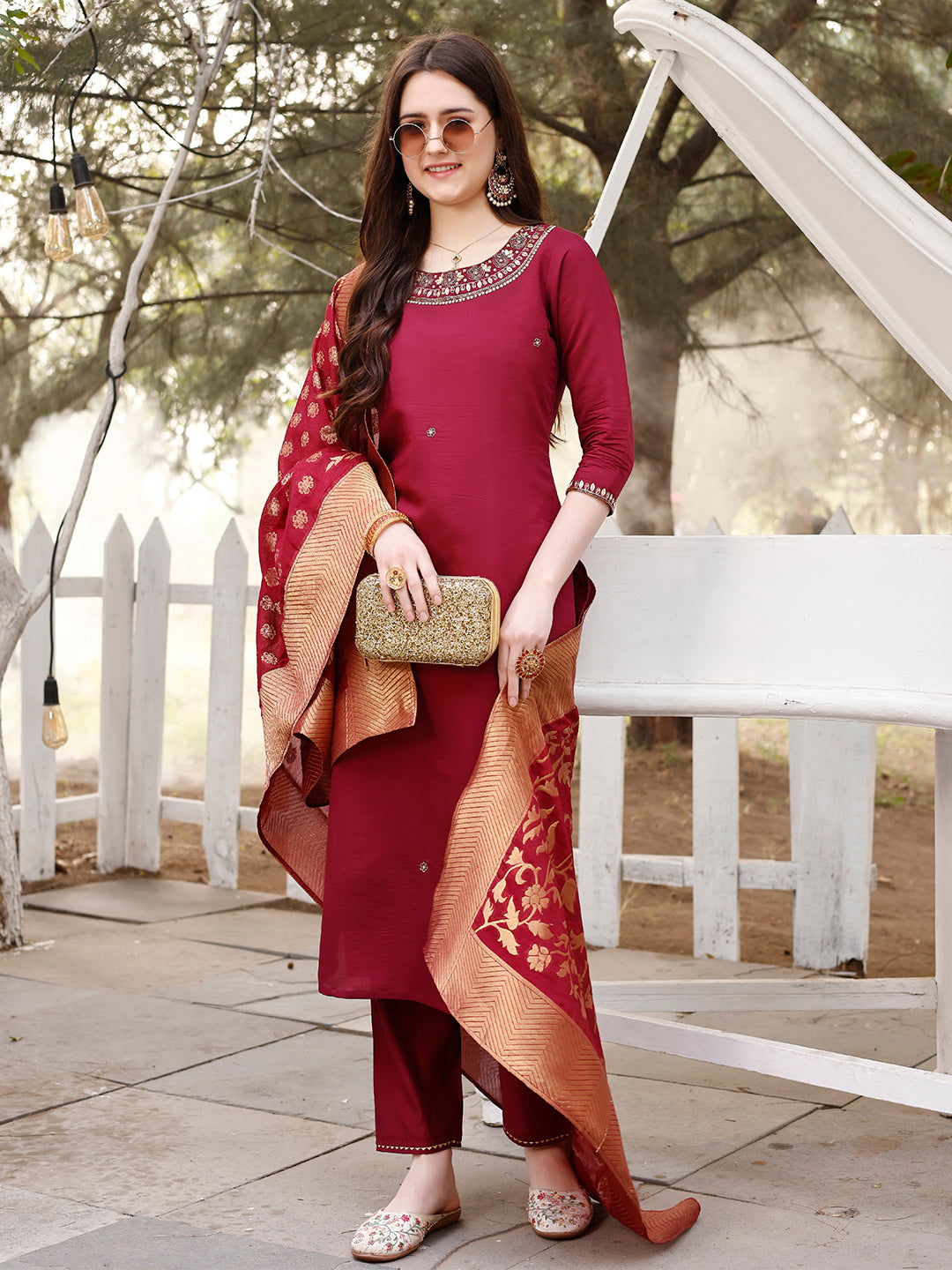 Hand Embroidered Kurta with pant & Banarasi Jacquard Dupatta