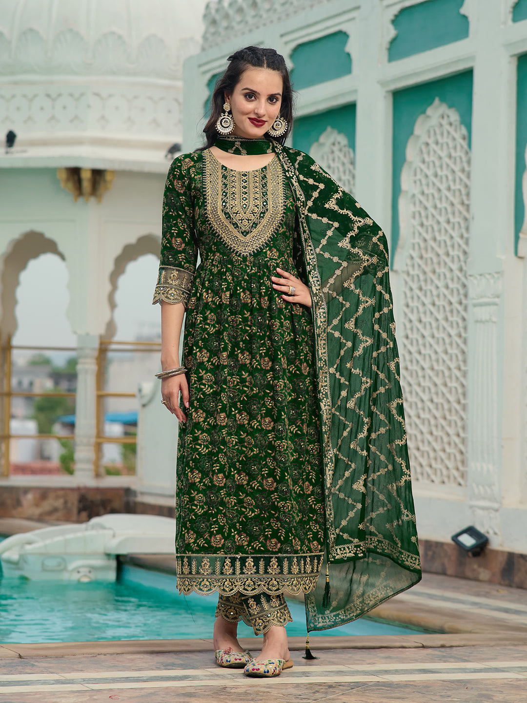 Nyra Cut Embroidered & Floral Printed kurta with pant & Foil Print Dupatta