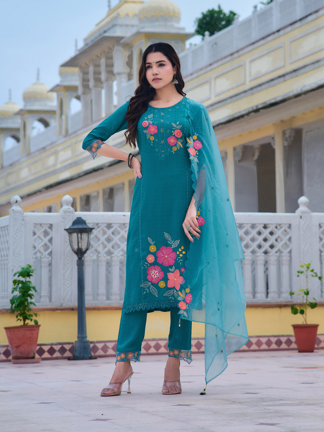 Hand & Machine embroidered Kurta with pant & Embroidered Dupatta