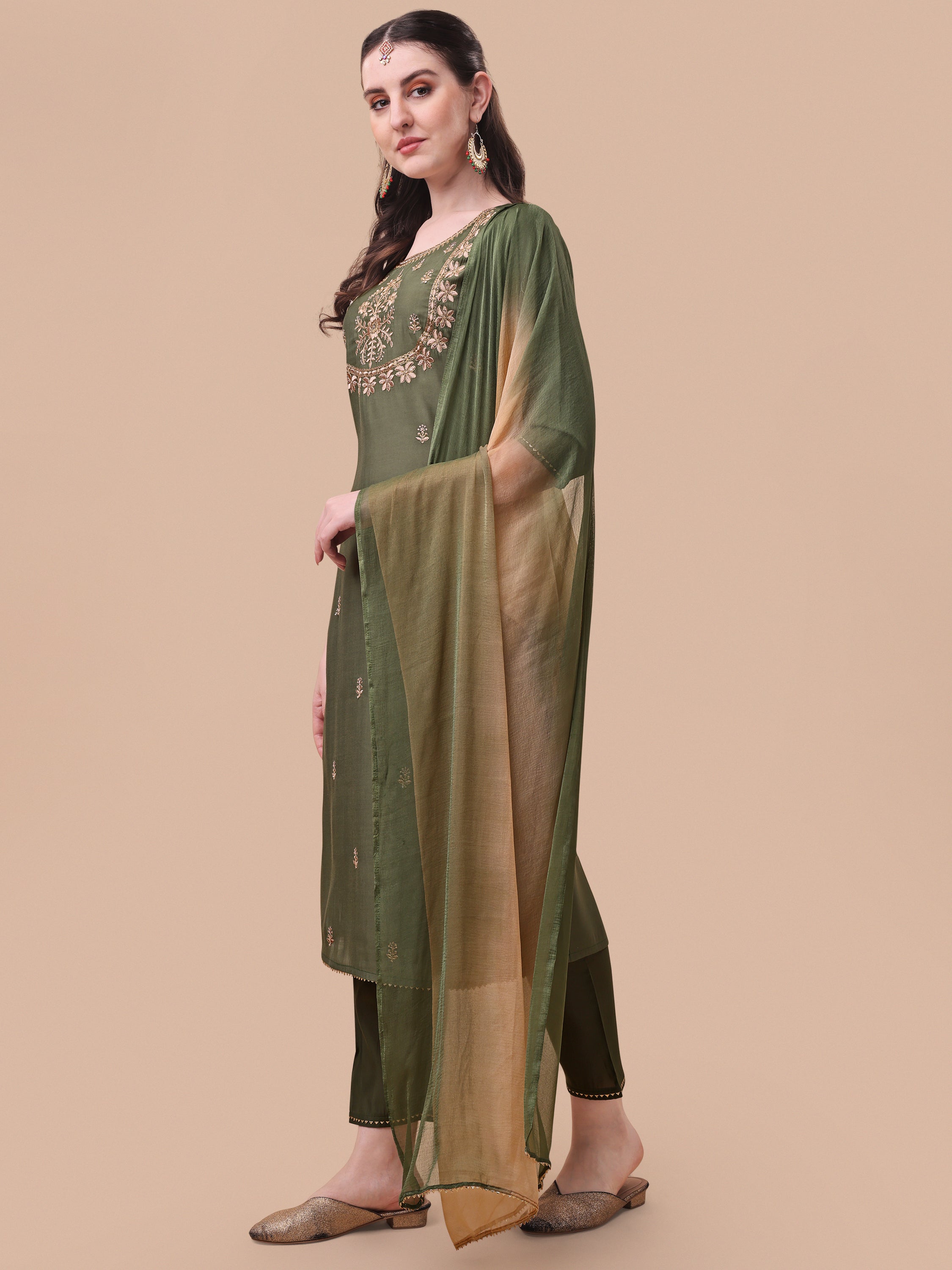 Embroidered kurta with pant and dupatta set